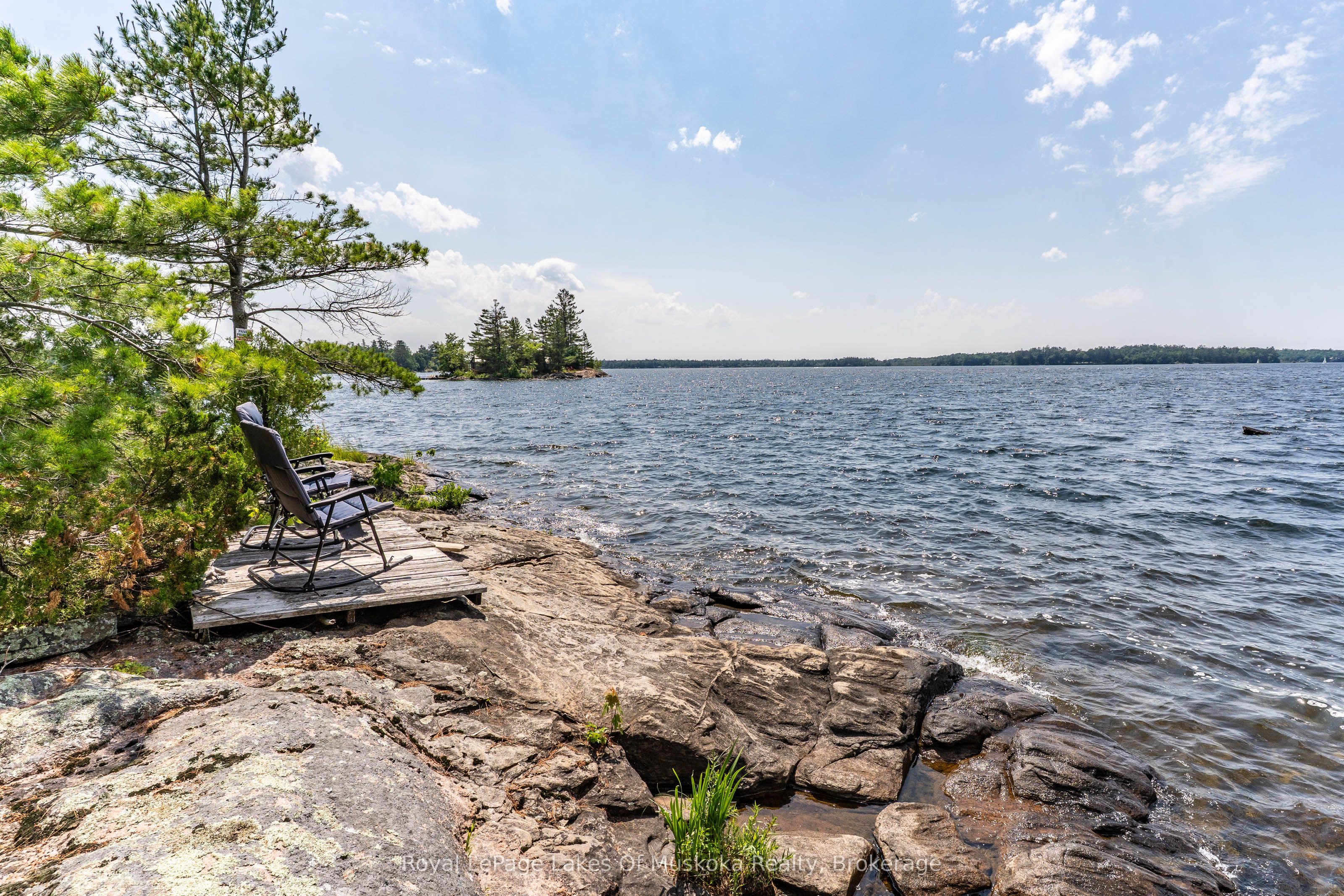1 Island 2SL Island, Gravenhurst, ON P1P 1R1 photo 4
