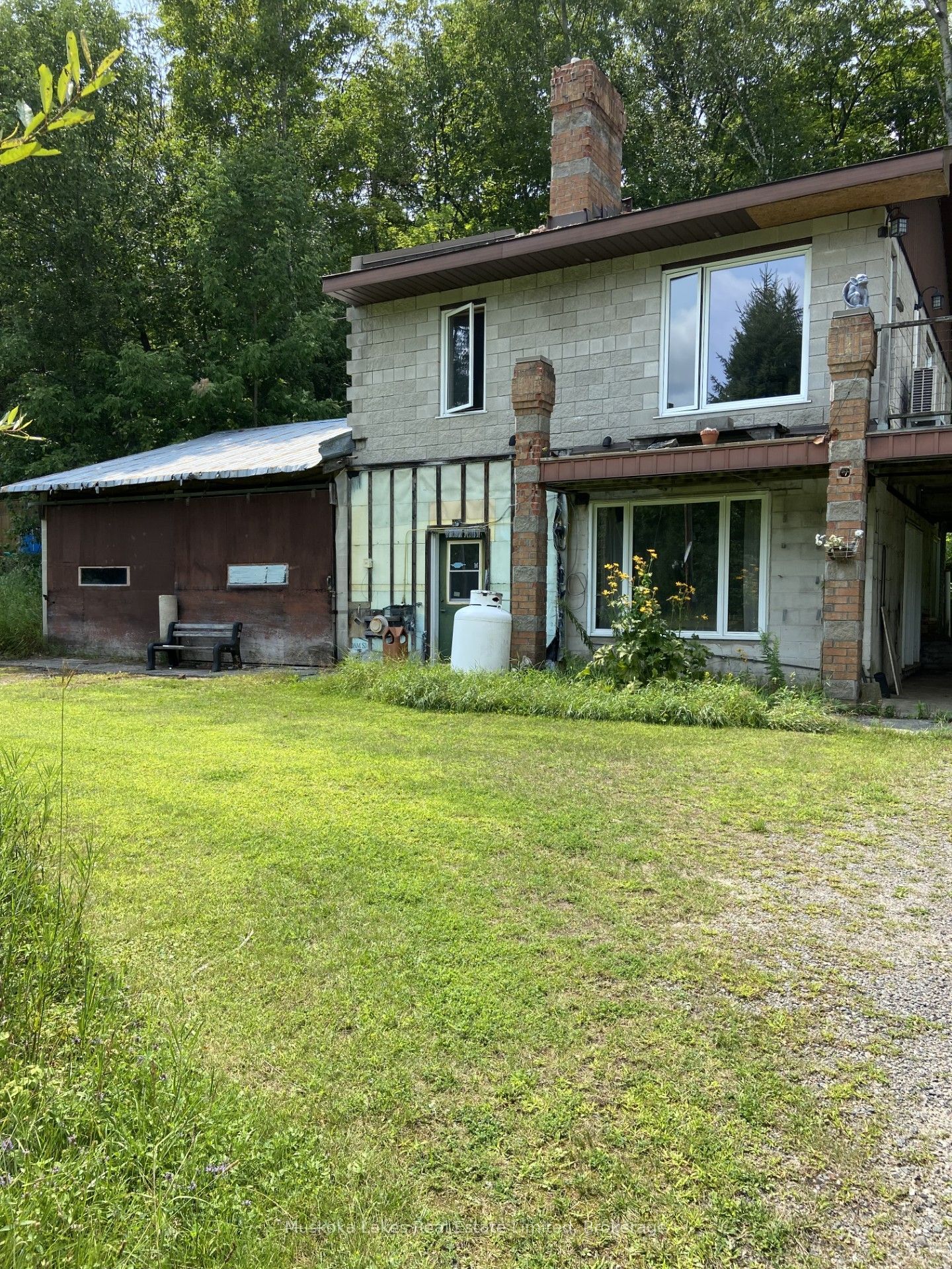 21 Ferndale Road, Muskoka Lakes, ON P0B 1J0 photo 3