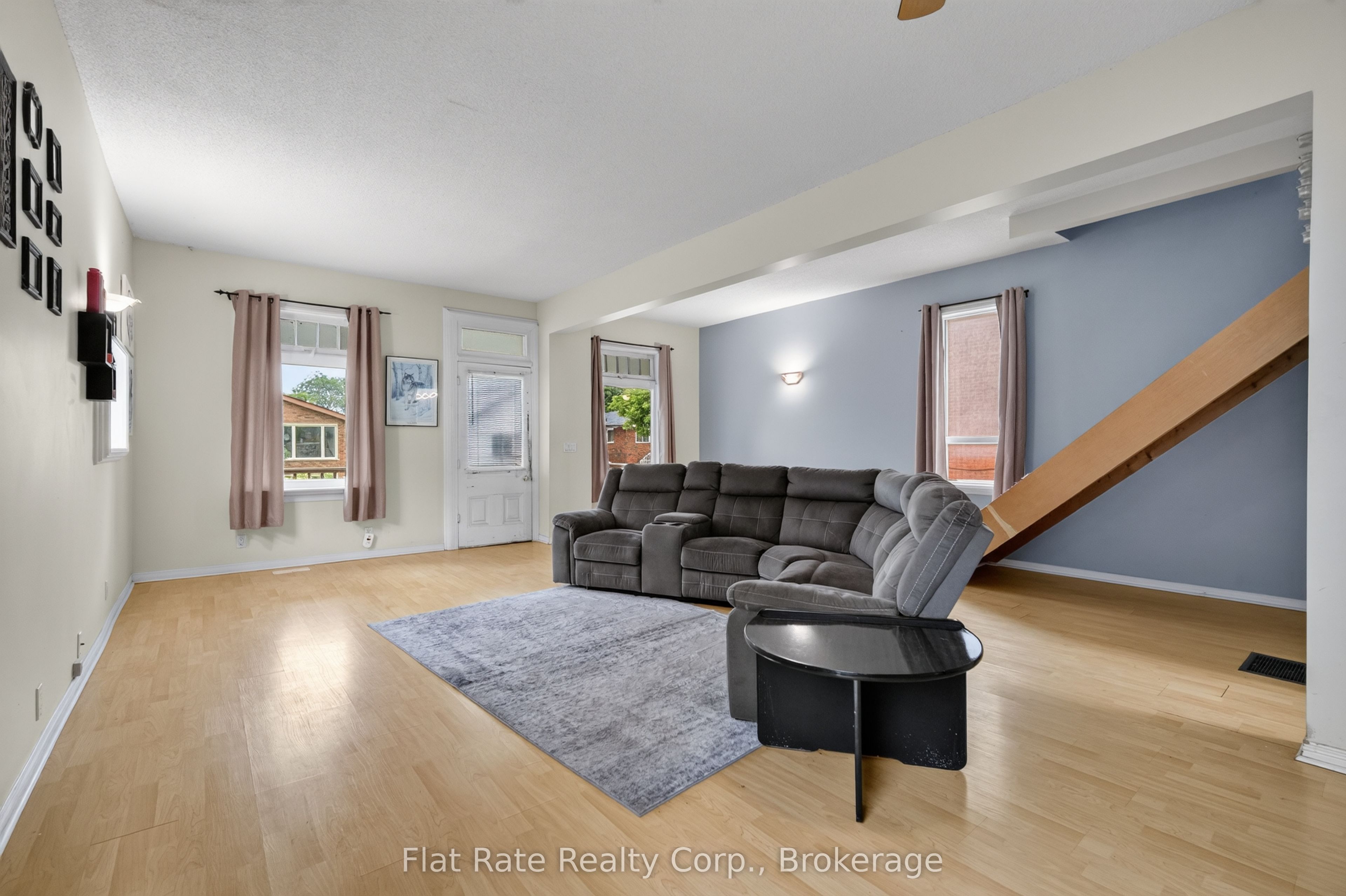 398 EDISON Avenue, Peterborough, ON K9J 4G3 photo 4