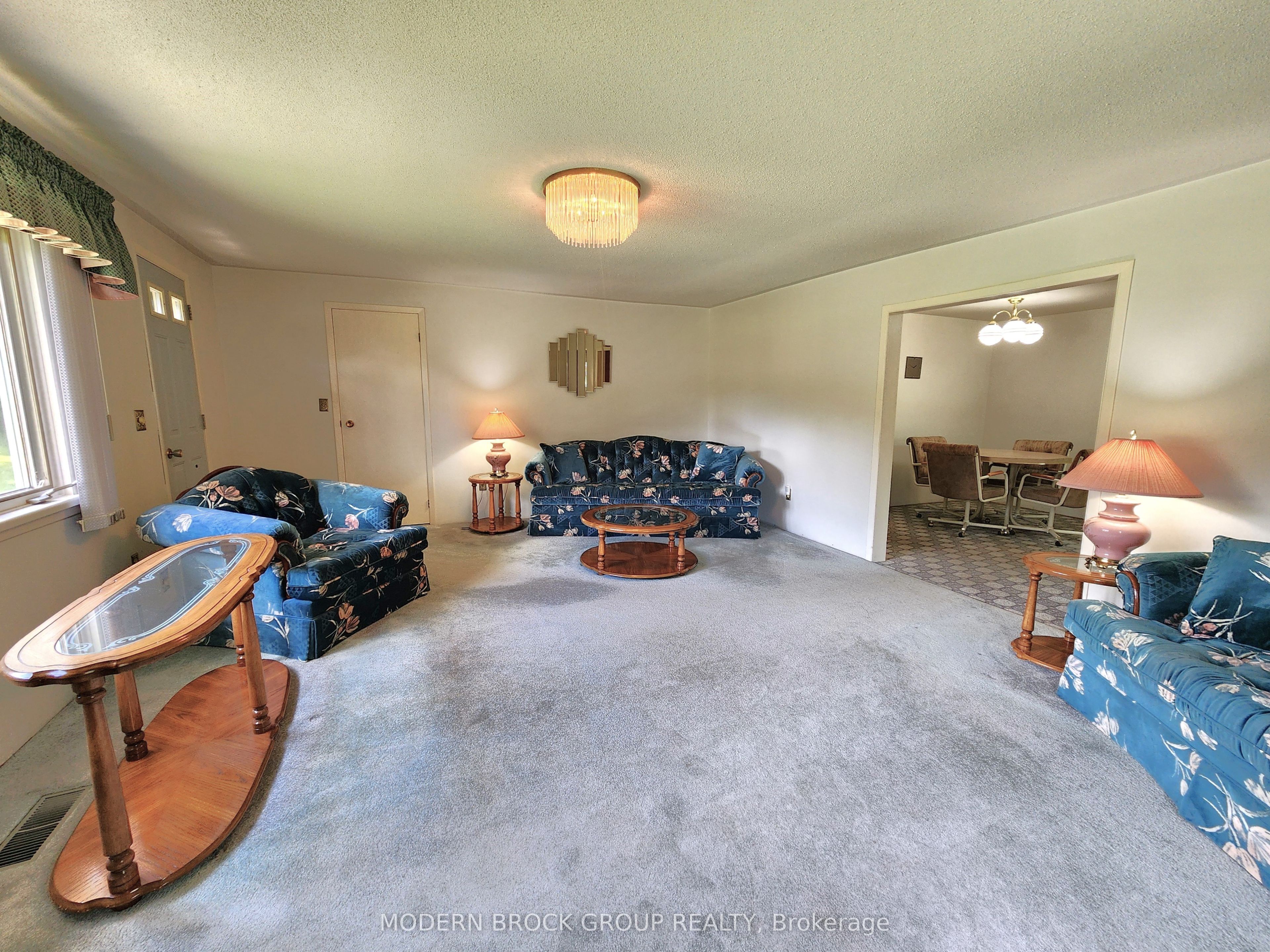 70 Victoria Road, Brockville, ON K6V 5T4 photo 5