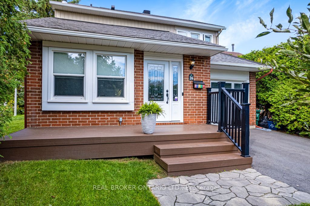 26 Greenboro Crescent, Hunt Club - South Keys and Area, ON K1T 1W5 photo 2