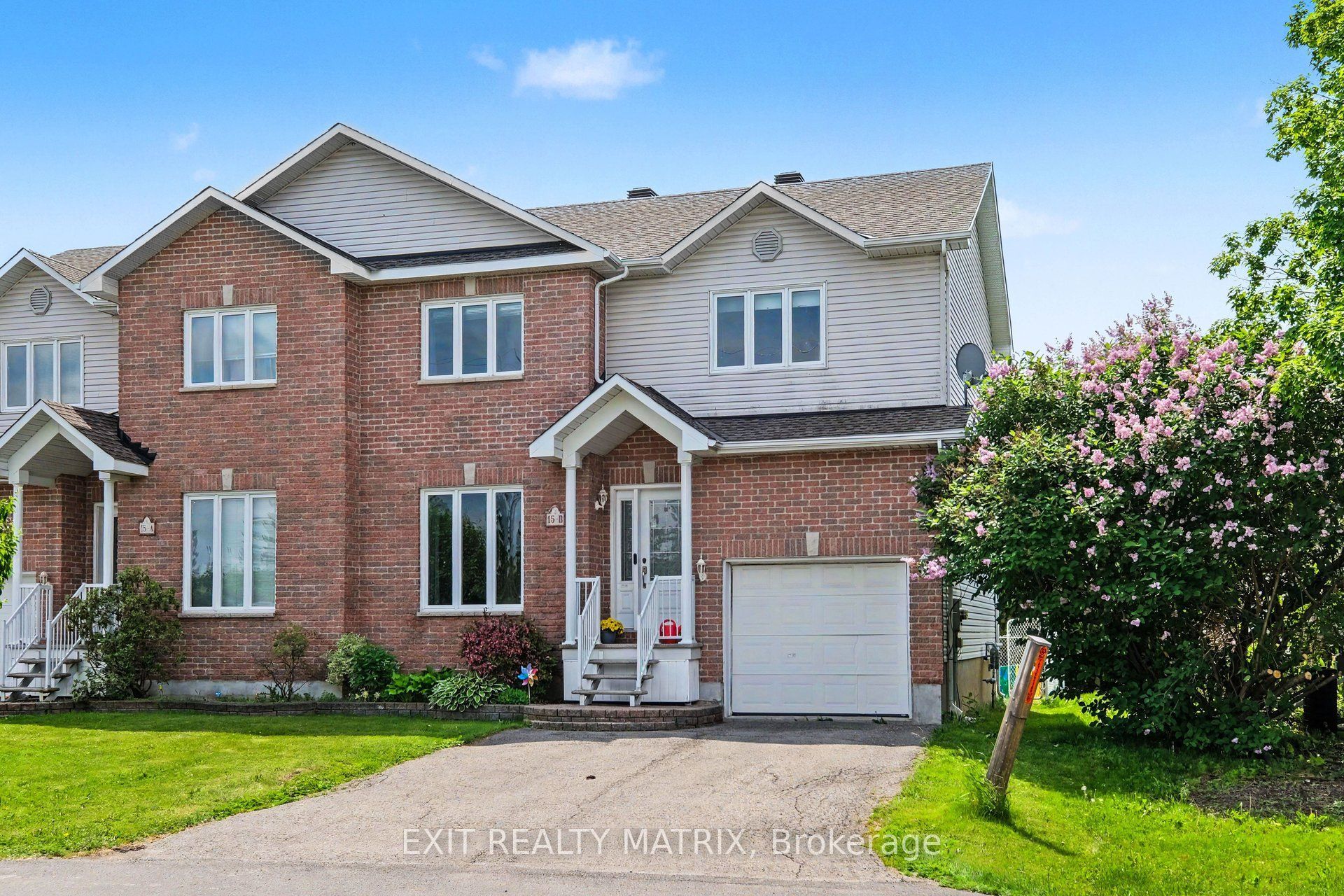15 Blais Street B, Russell, ON K0A 1W0
