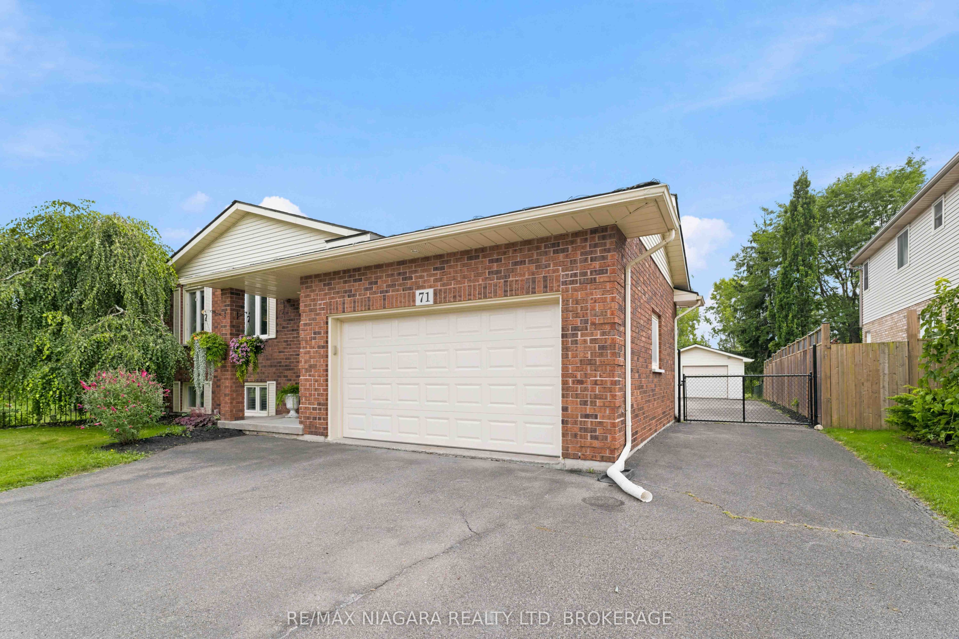 71 Sumbler Road, Welland, ON L3C 3P1 photo 2