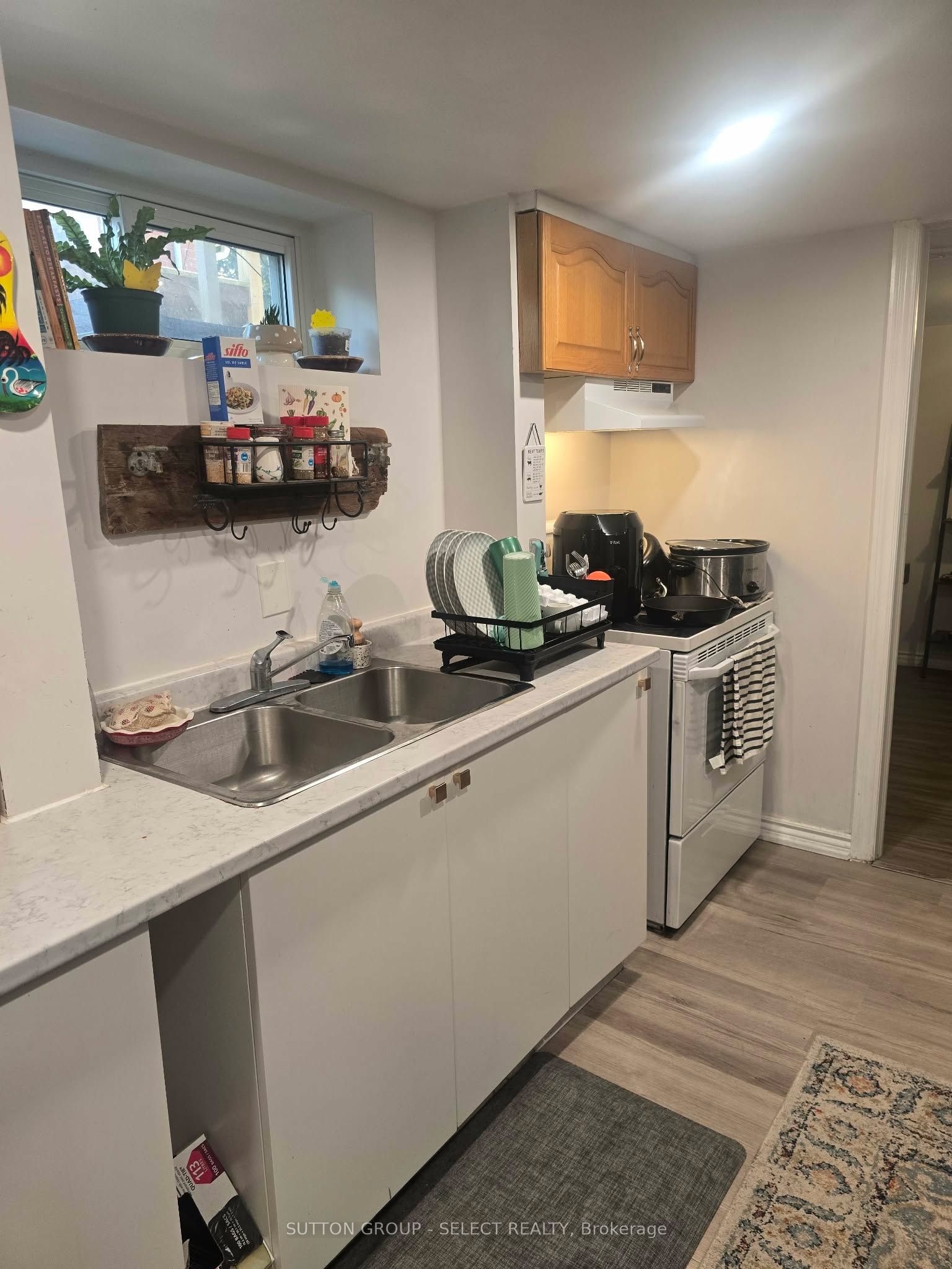 566 Chester Street, London South, ON N6C 2J9 photo 5