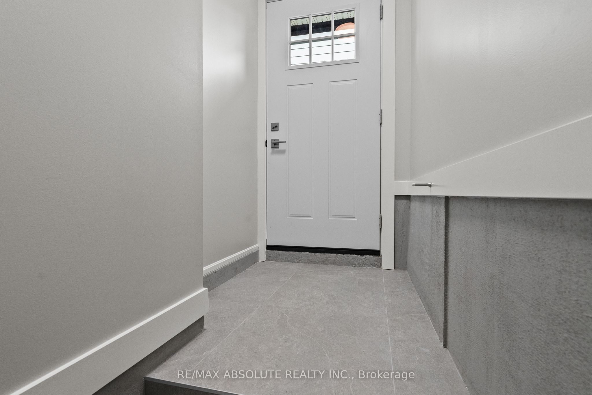 403 Pleasant Park Road Unit B (basement), Alta Vista and Area, ON K1H 5M9 photo 5