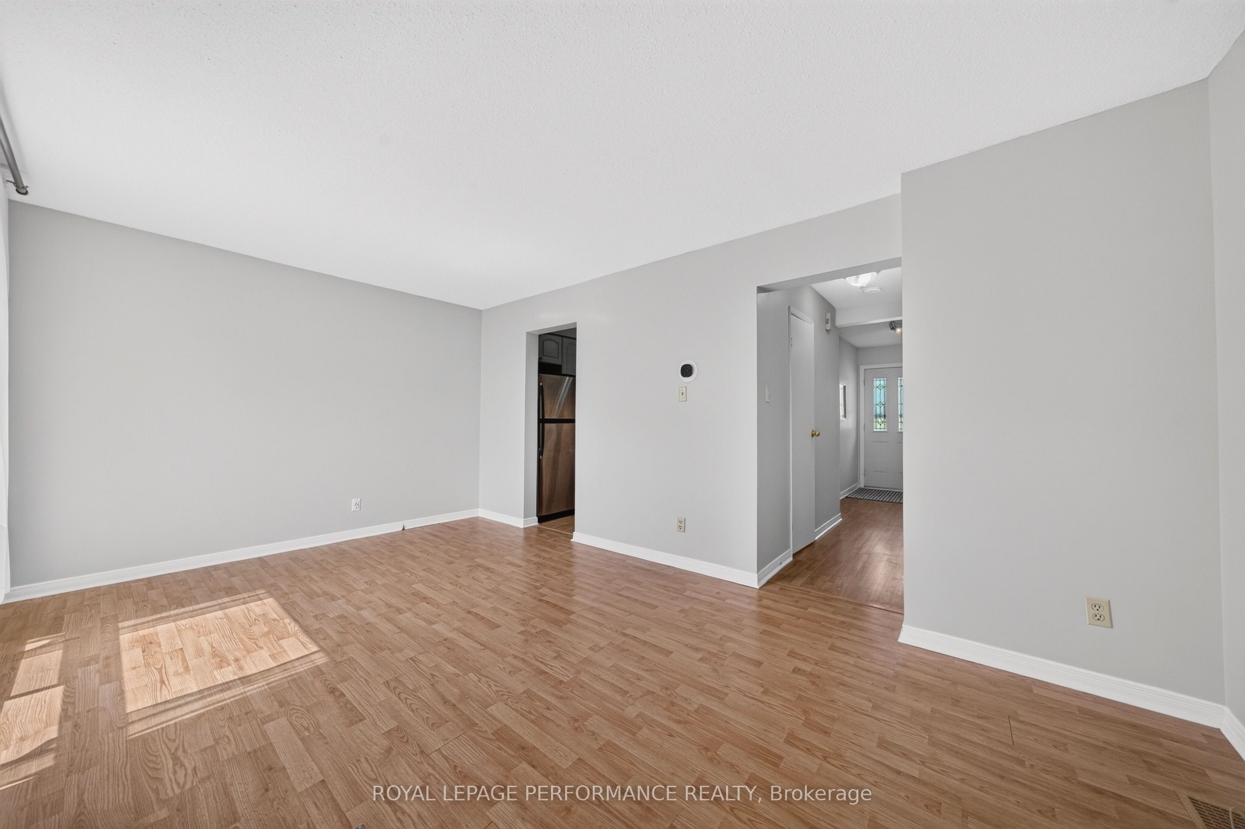 1288 Belgate Way 10, Cyrville - Carson Grove - Pineview, ON K1J 8P9 photo 4