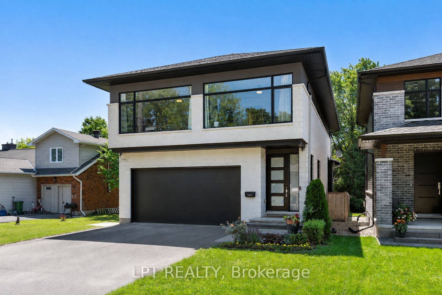 1740 ST BARBARA Street, Blossom Park - Airport and Area, ON K1T 1M2 photo 2