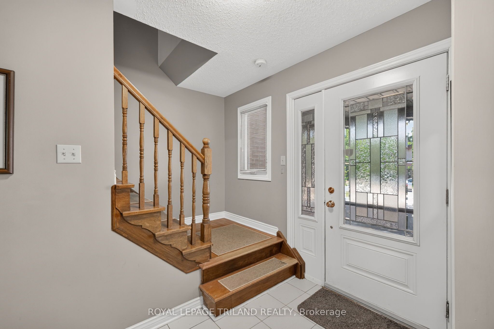 1077 MAHOGANY Crescent, London North, ON N6H 4V8 photo 5