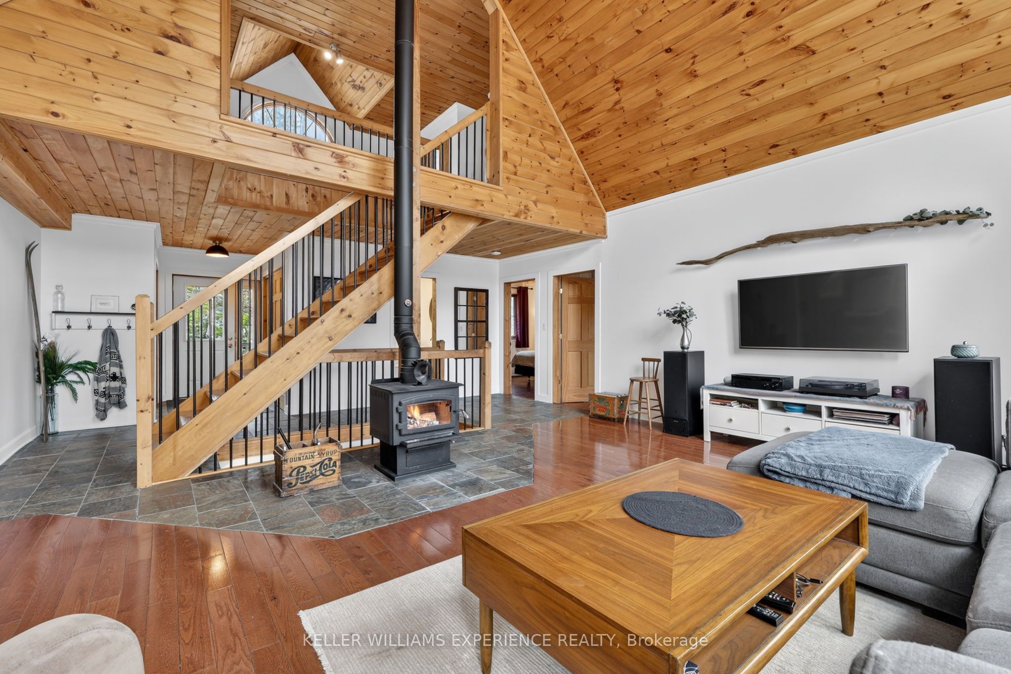 1115 Sherwood Forest Road, Bracebridge, ON P1L 1X3 photo 5
