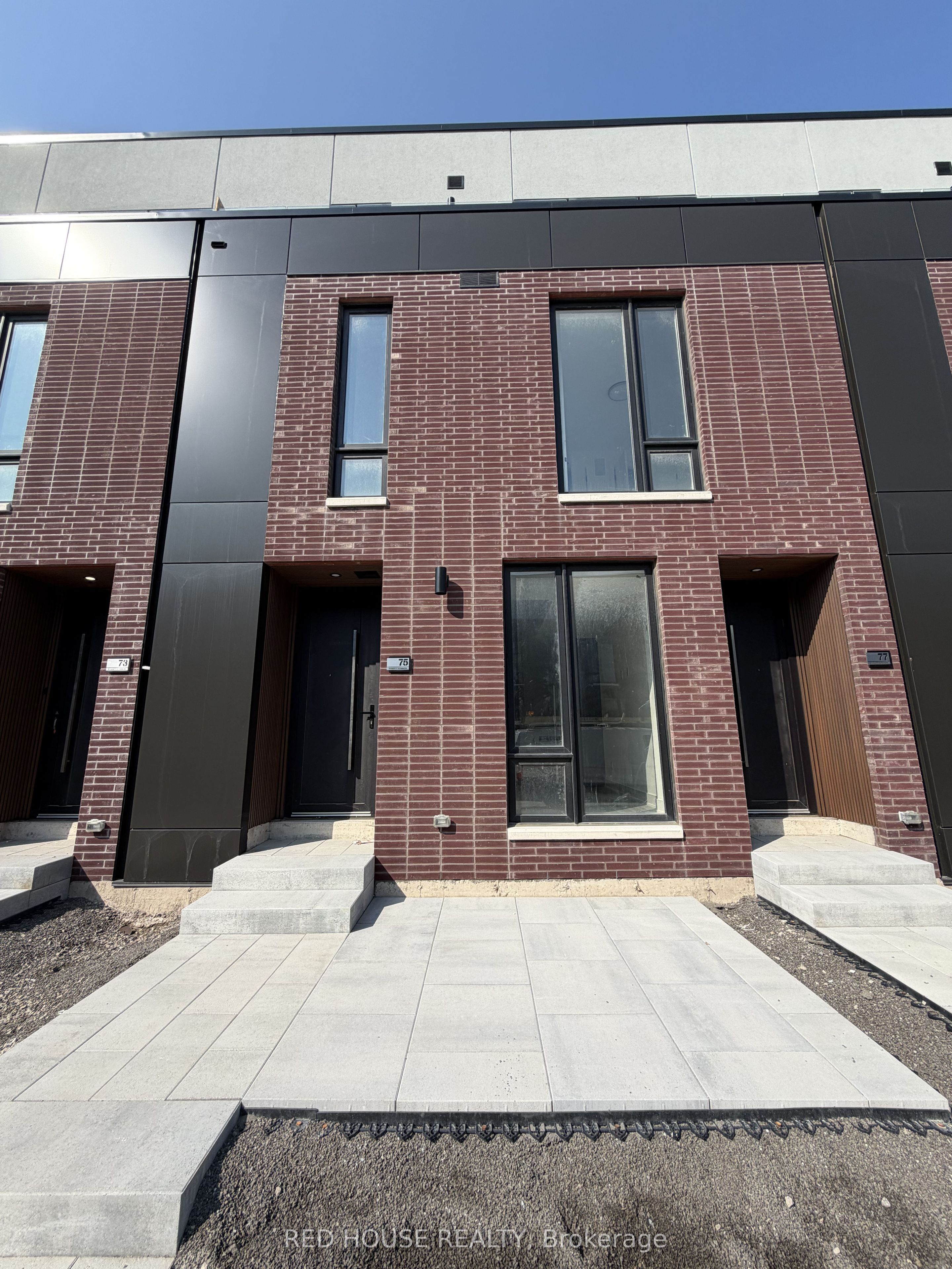 75 Everett Common, St. Catharines, ON L2P 0H1