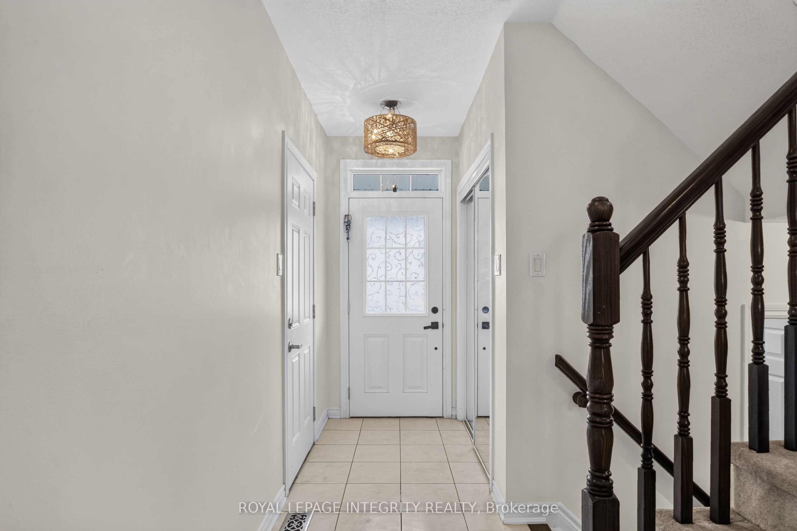 414 MEADOWHAWK Crescent, Barrhaven, ON K2J 5W7 photo 4