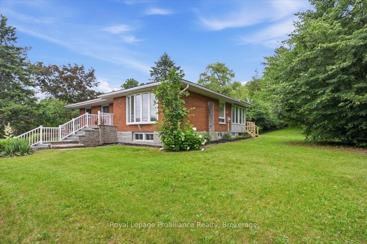 68 Riverside Parkway, Quinte West, ON K0K 2C0 photo 3