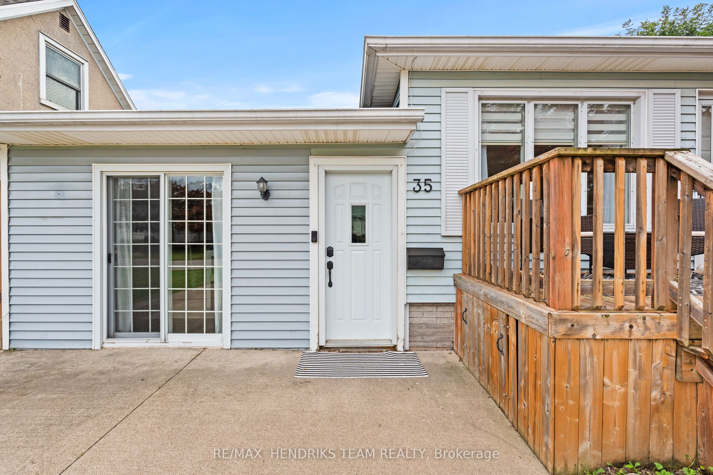 35 Kinsey Street, St. Catharines, ON L2S 1C9 photo 3