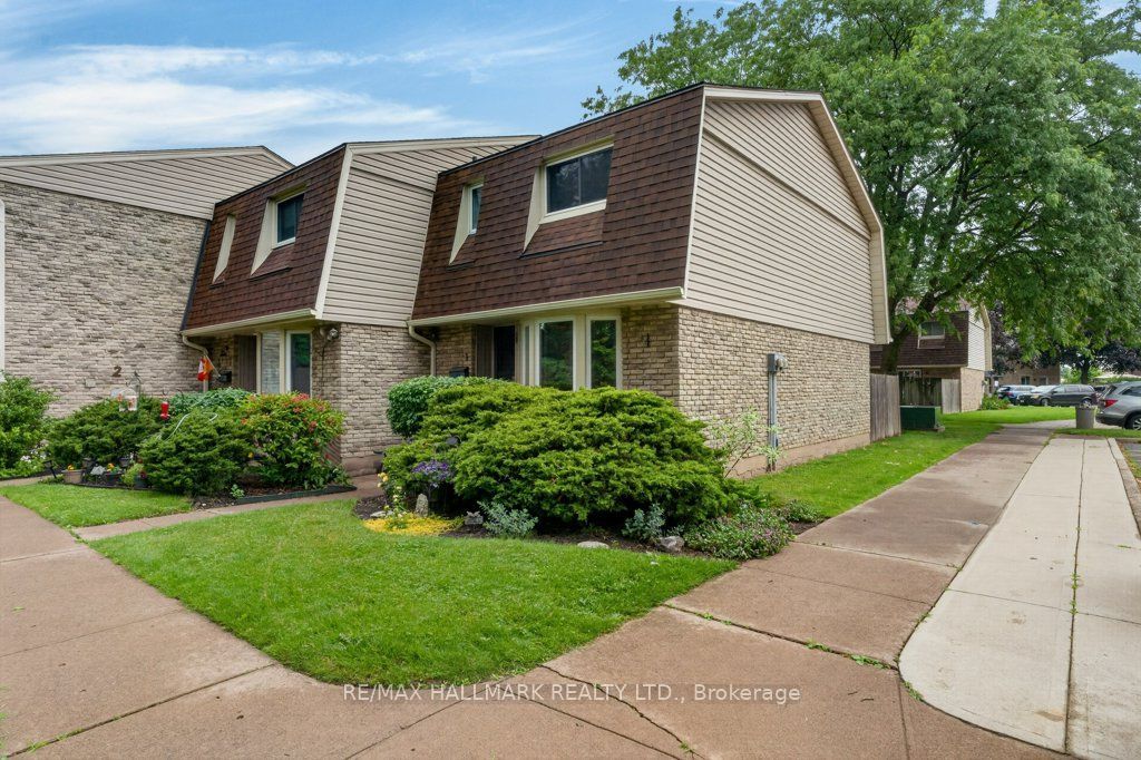 75 Ventura Drive 1, St. Catharines, ON L2R 7J7 photo 2