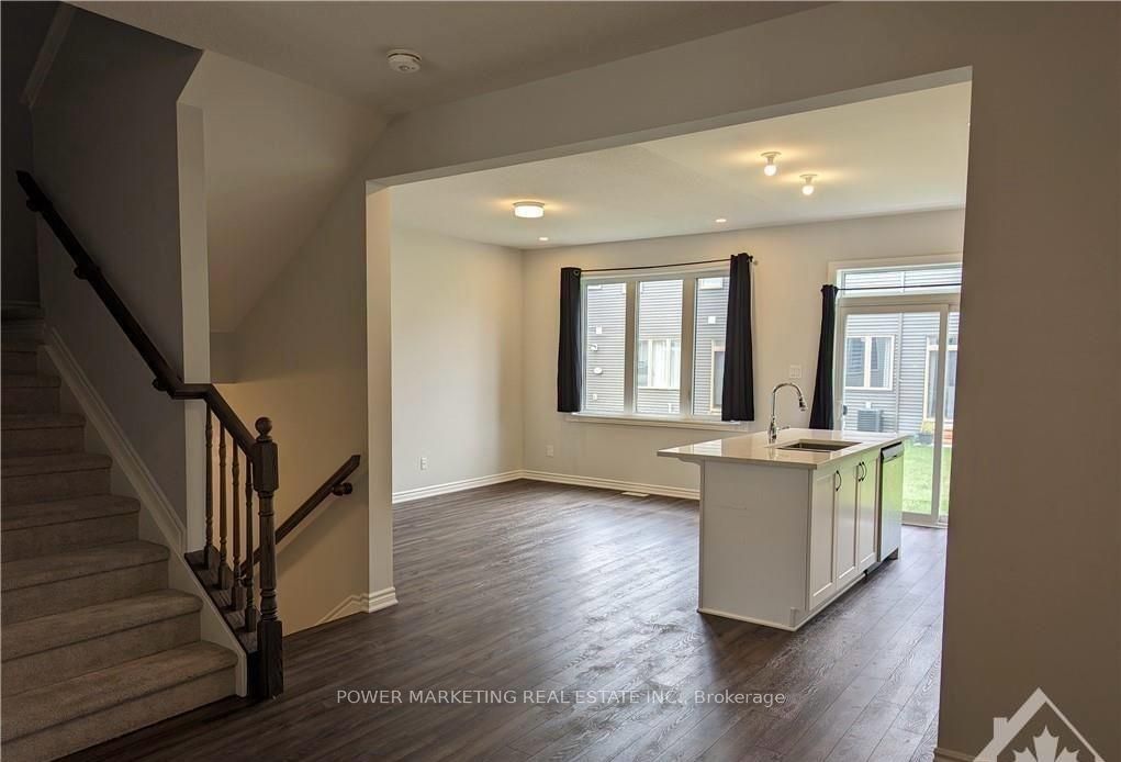 671 Allied Mews, Stittsville - Munster - Richmond, ON K2S 2Z6 photo 3