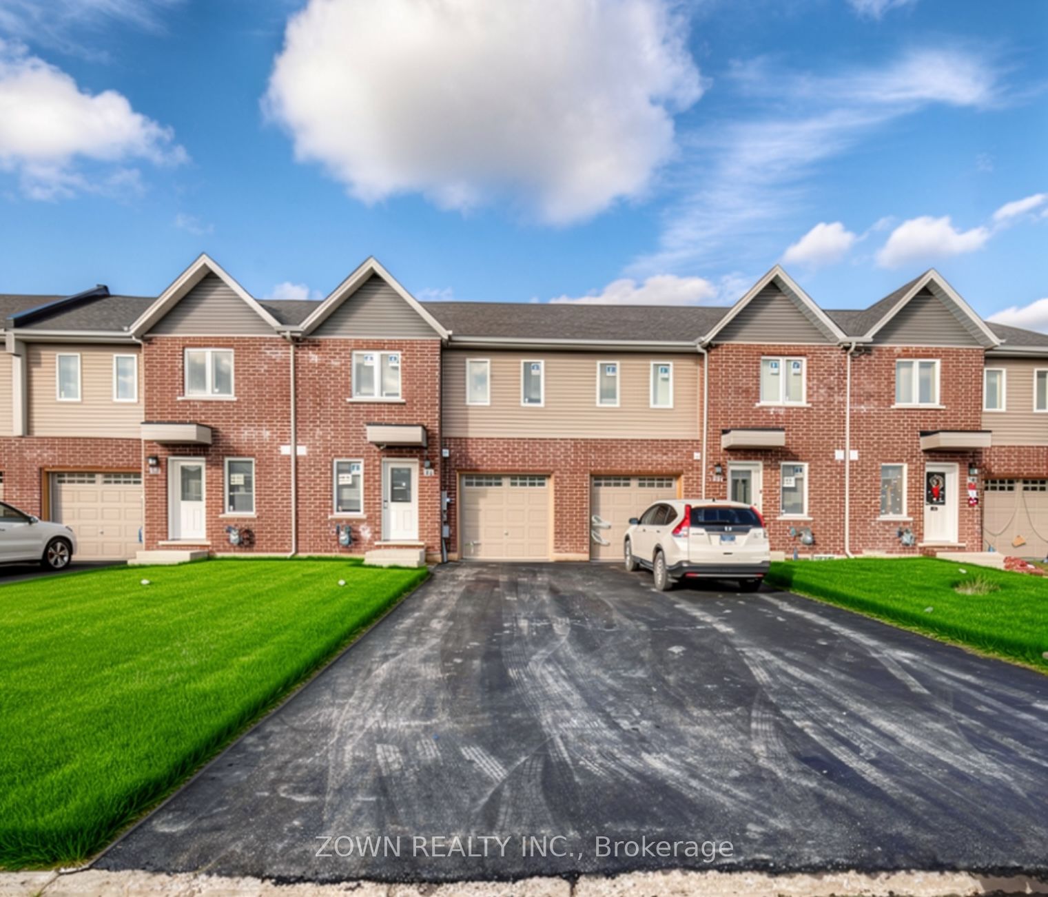 366 Chaffey Street, Welland, ON L3B 2Z1 photo 2
