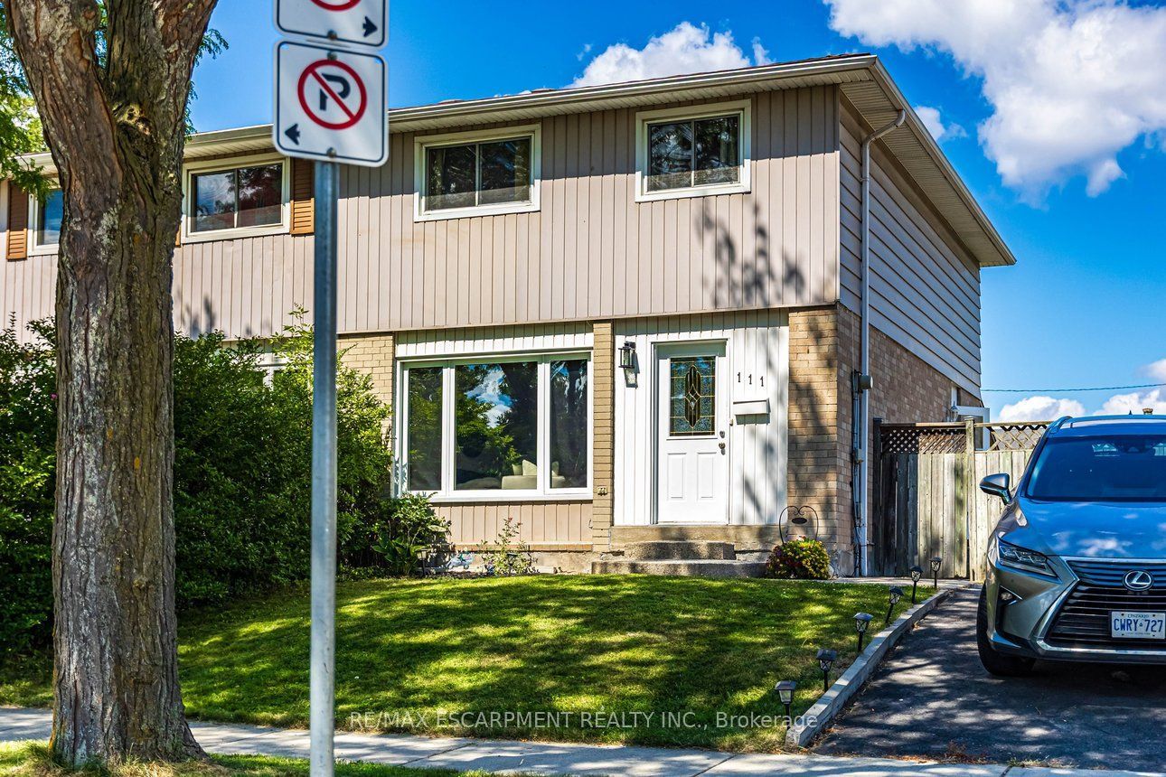 111 Larch Street, Hamilton, ON L8T 4P4
