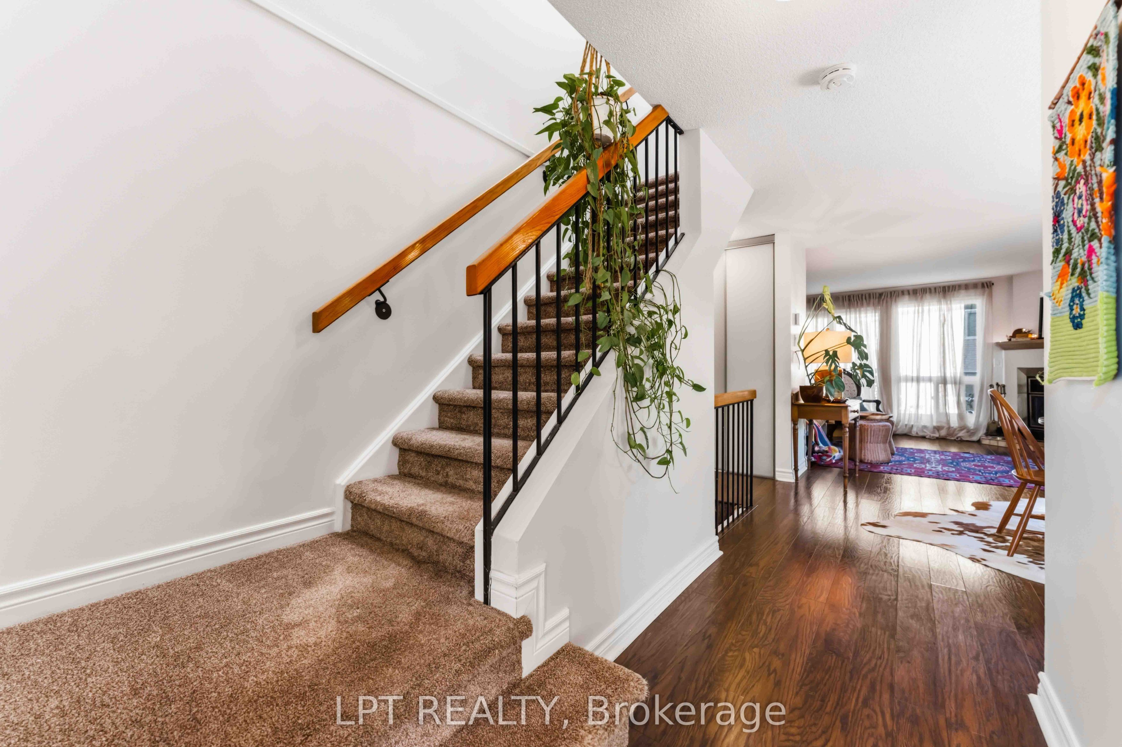 6722 Jeanne d'Arc Boulevard N B, Orleans - Convent Glen and Area, ON K1C 6E9 photo 3