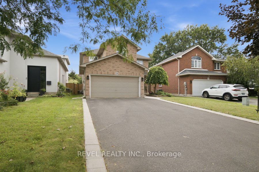 28 Lake Street, Grimsby, ON L3M 2G7 photo 4