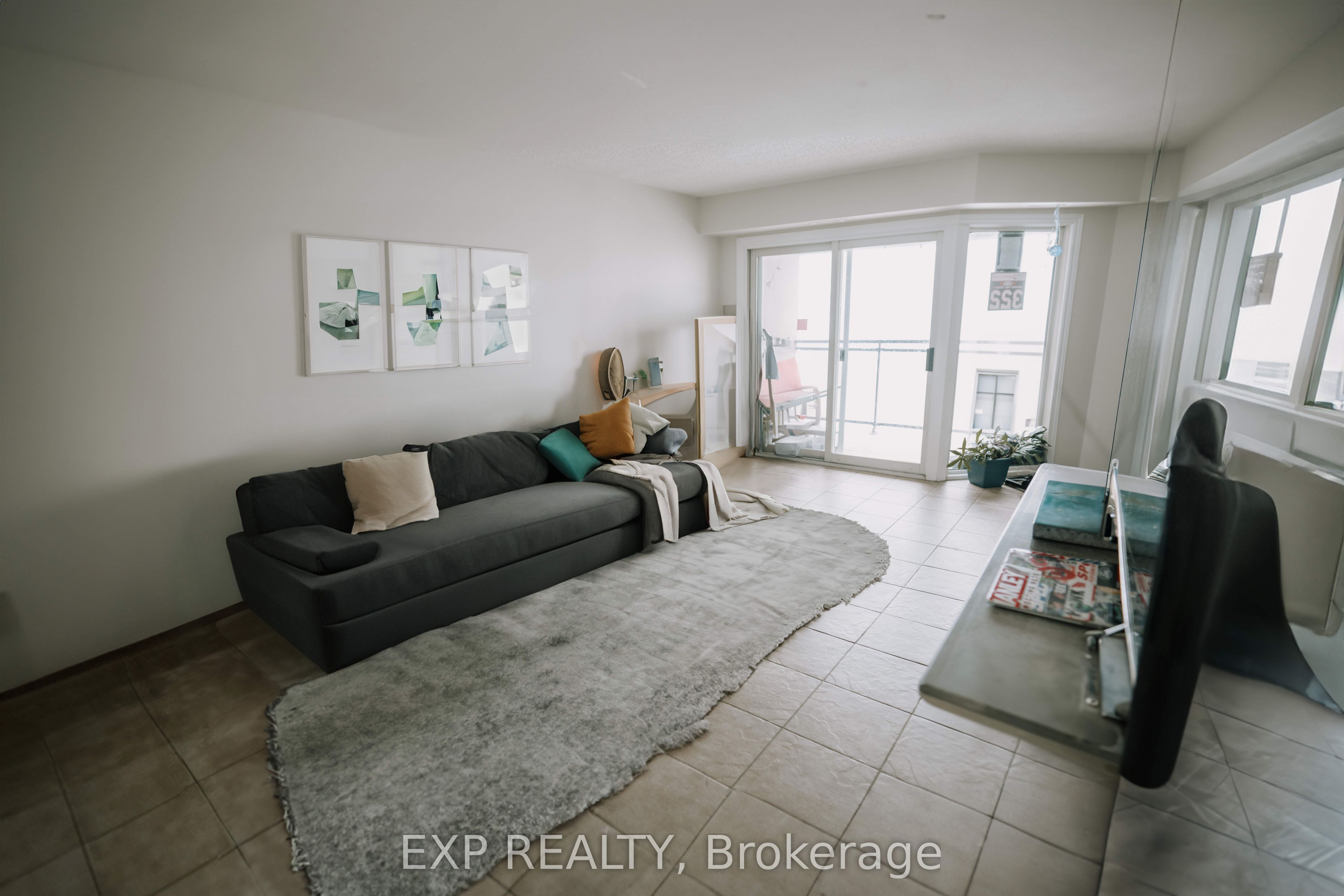 858 Commissioners Road E 1207, London South, ON N6C 5Y5