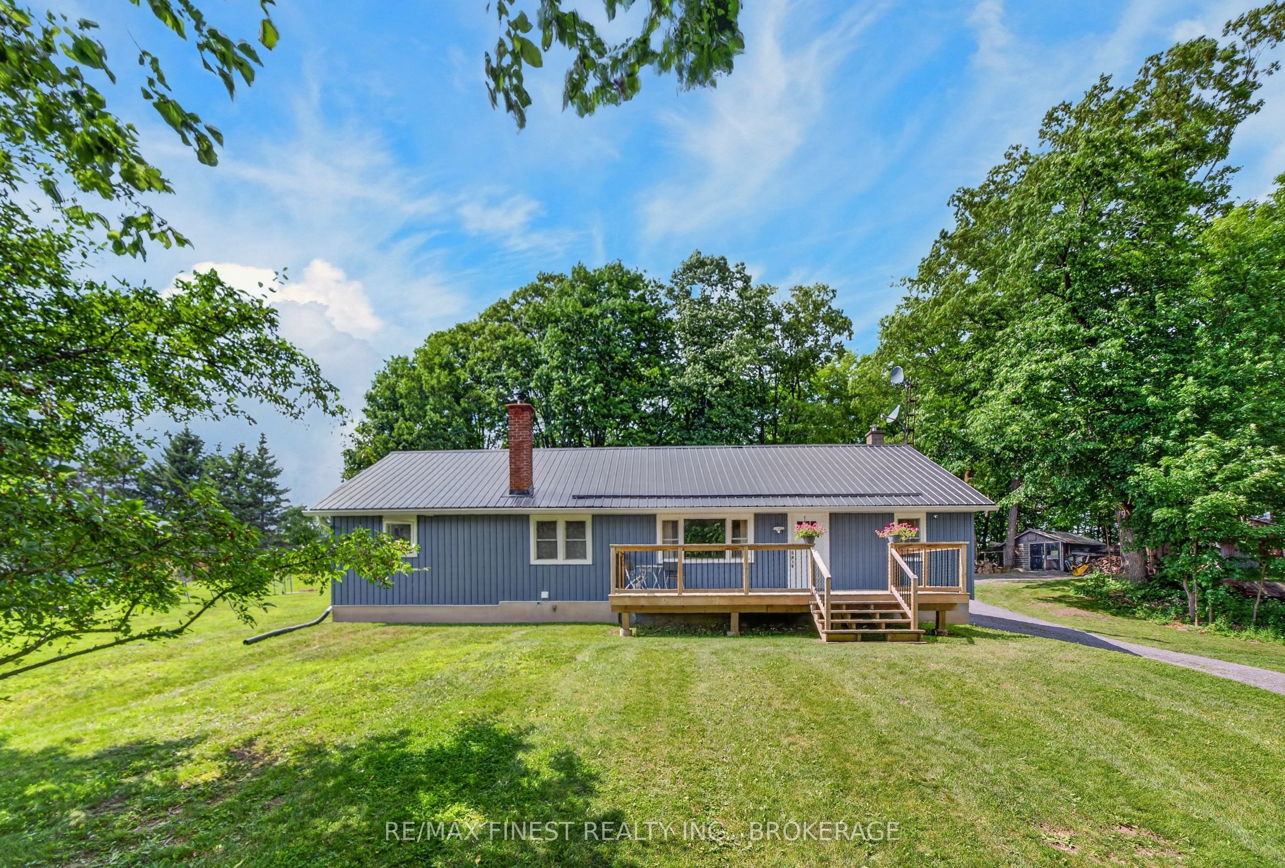 6213 Perth Road, Frontenac, ON K0H 2L0 photo 2
