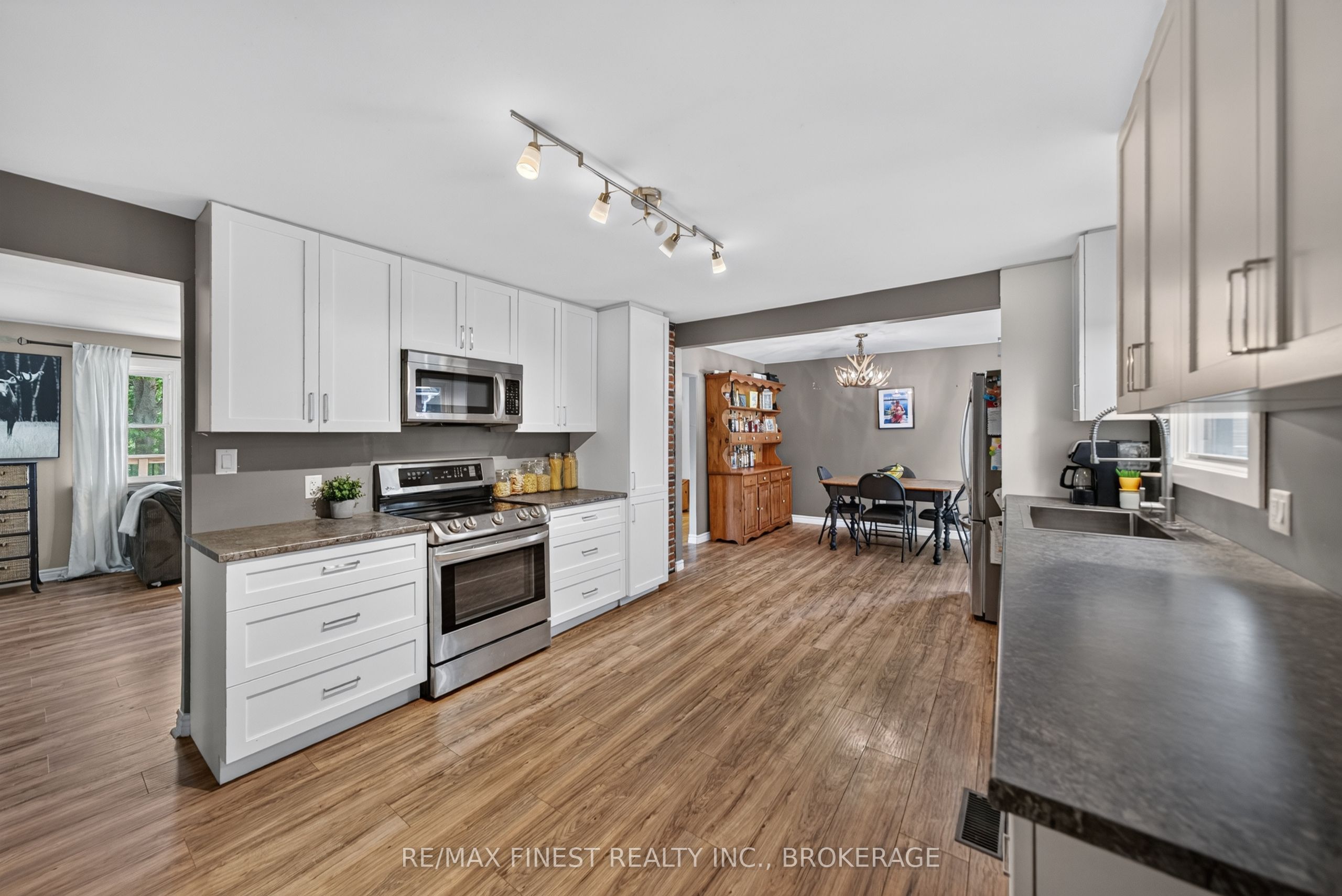 6213 Perth Road, Frontenac, ON K0H 2L0 photo 5