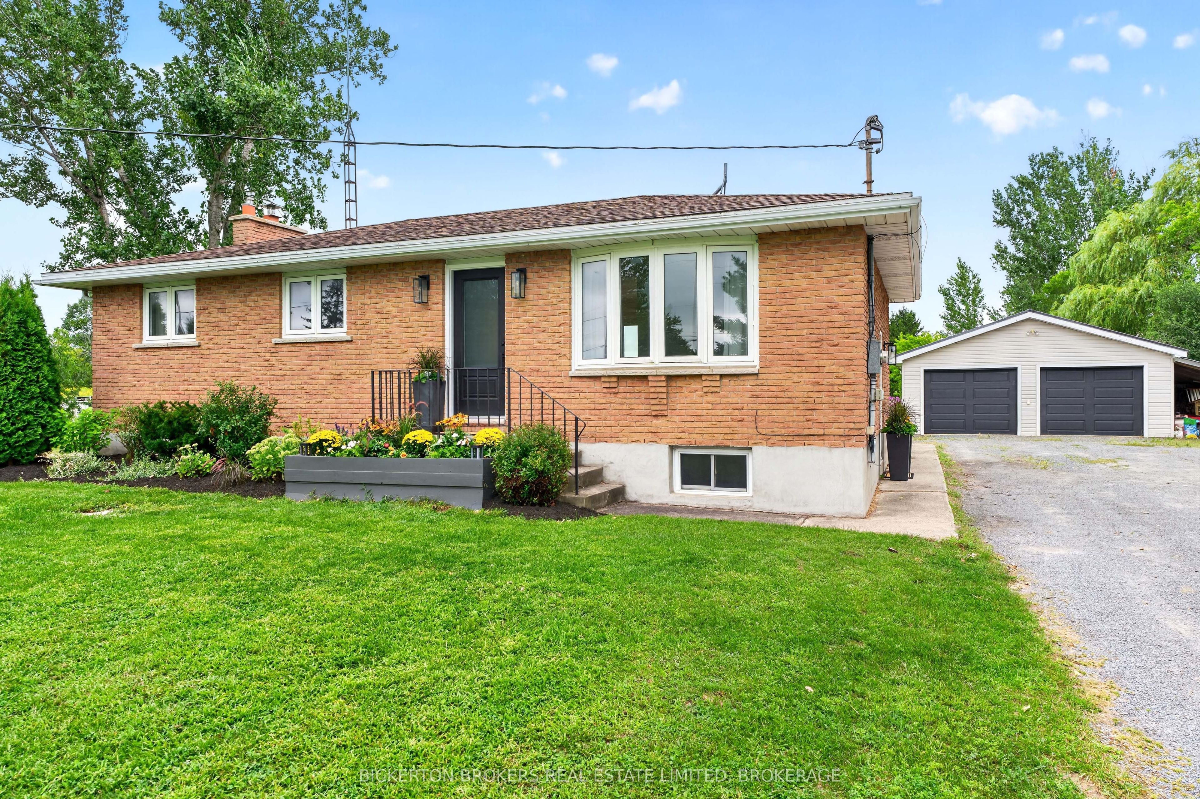 62 Haig Road, Front of Leeds & Seeleys Bay, ON K7G 2V4