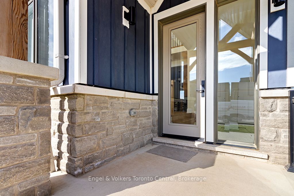 160 SPRINGSIDE Crescent, Blue Mountains, ON L9Y 5L3 photo 3