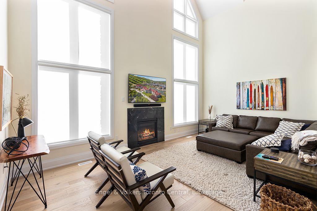 160 SPRINGSIDE Crescent, Blue Mountains, ON L9Y 5L3 photo 5