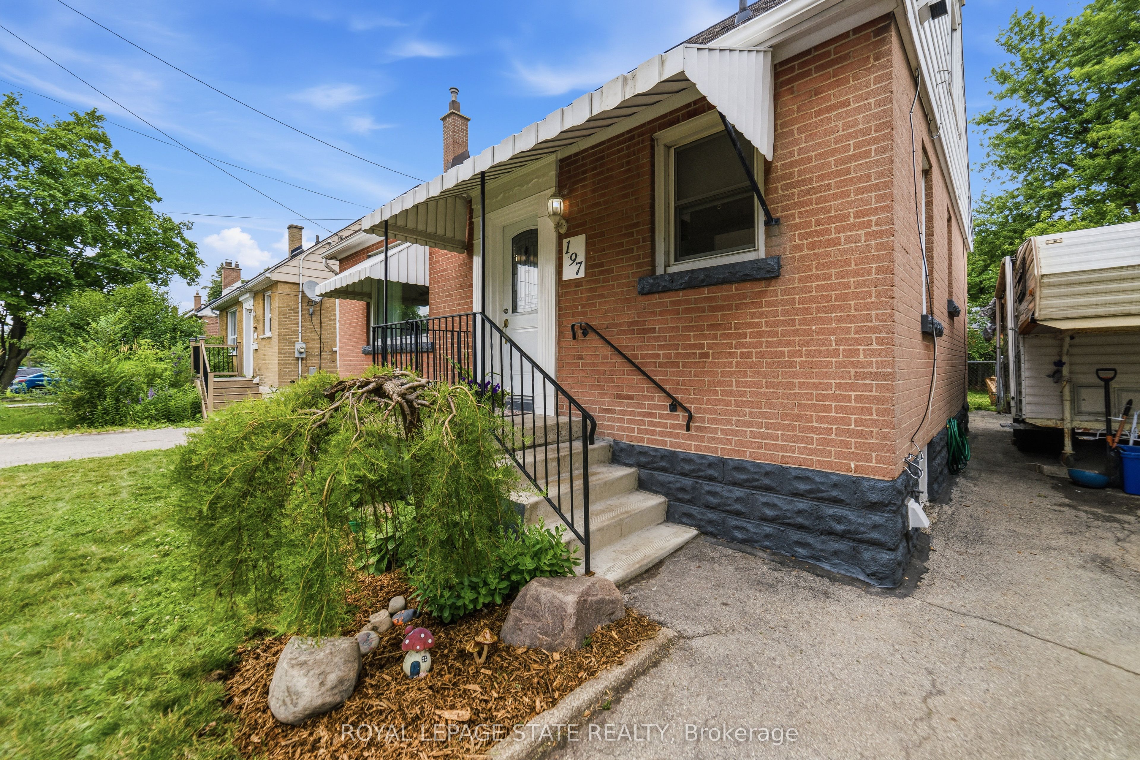 197 East 12th Street, Hamilton, ON L9A 3X5 photo 3