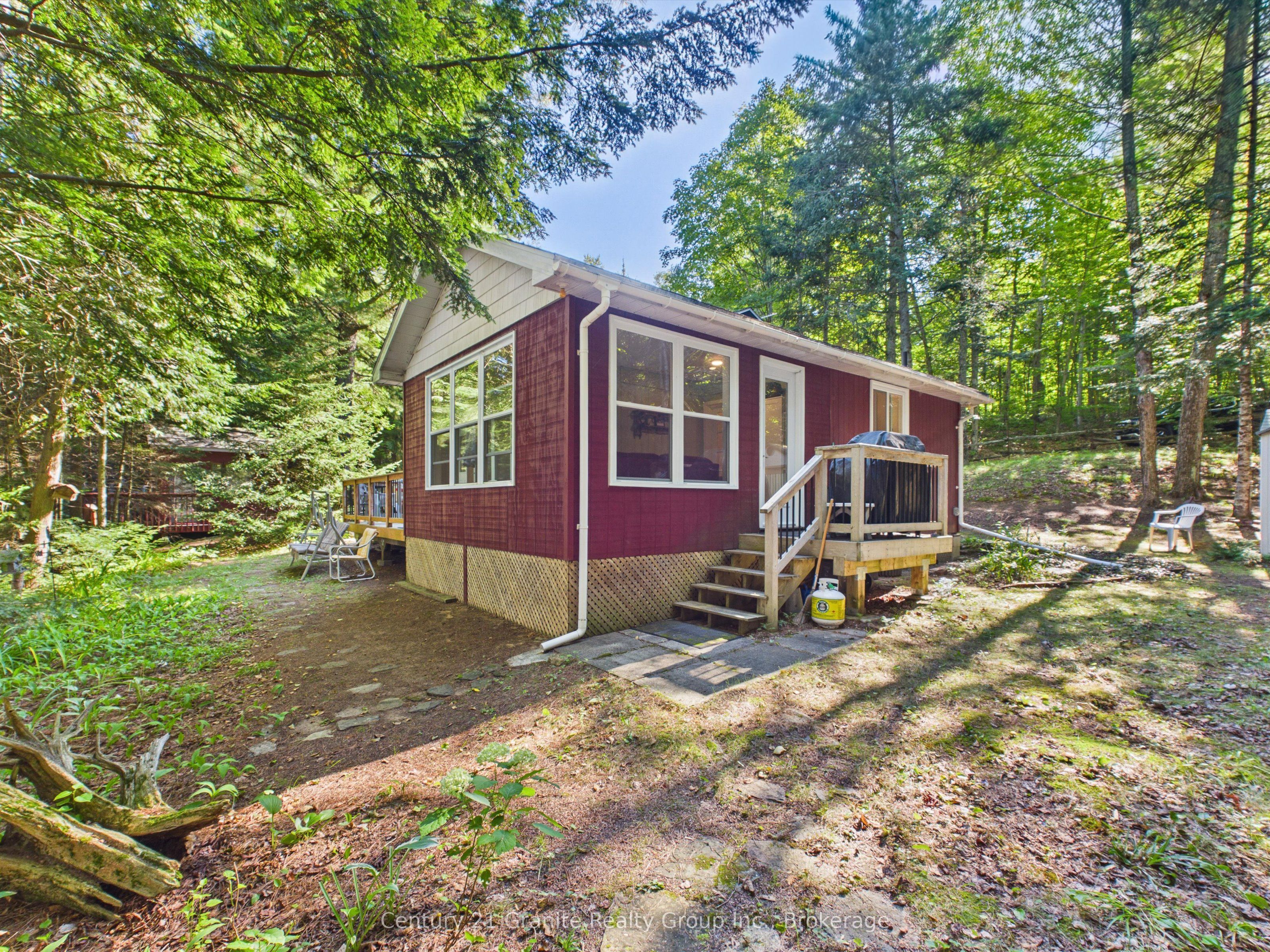 1045 Heritage Lane, Algonquin Highlands, ON K0M 1S0