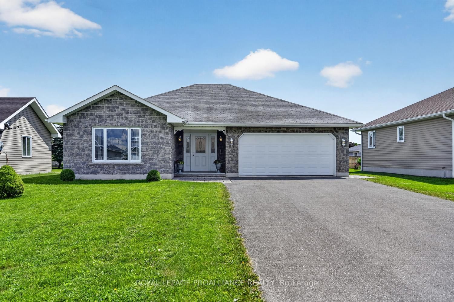 10726 West End Terrace E, South Dundas, ON K0E 1K0 photo 4