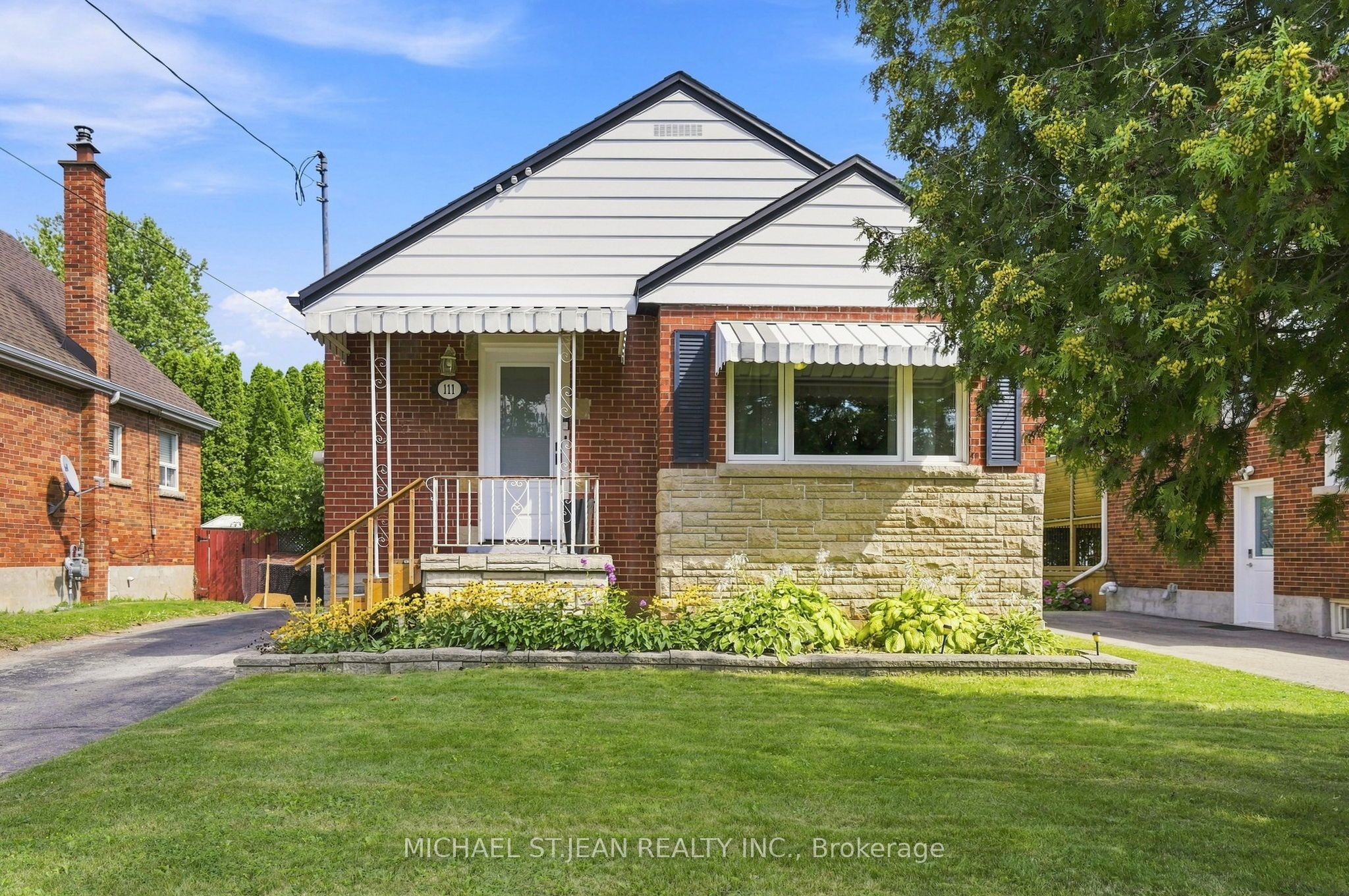 111 Sharon Avenue, Hamilton, ON L8T 1E4 photo 3
