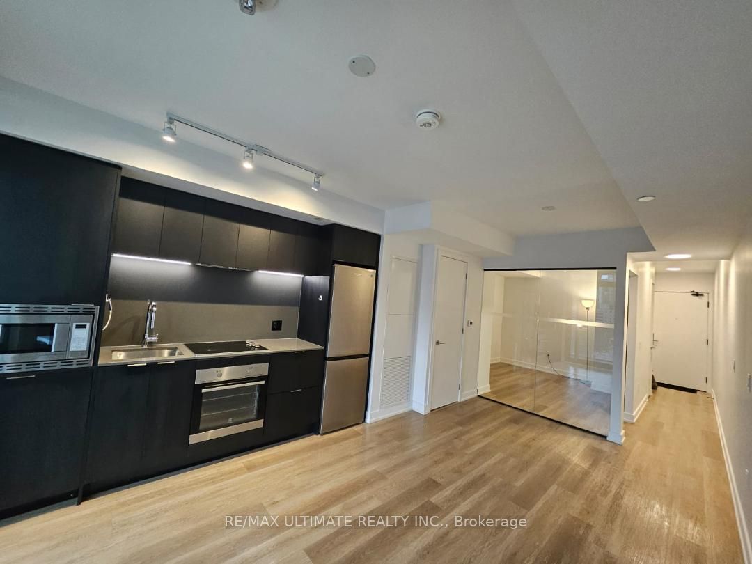 1 Jarvis Street 809, Hamilton, ON L8R 0A8 photo 3