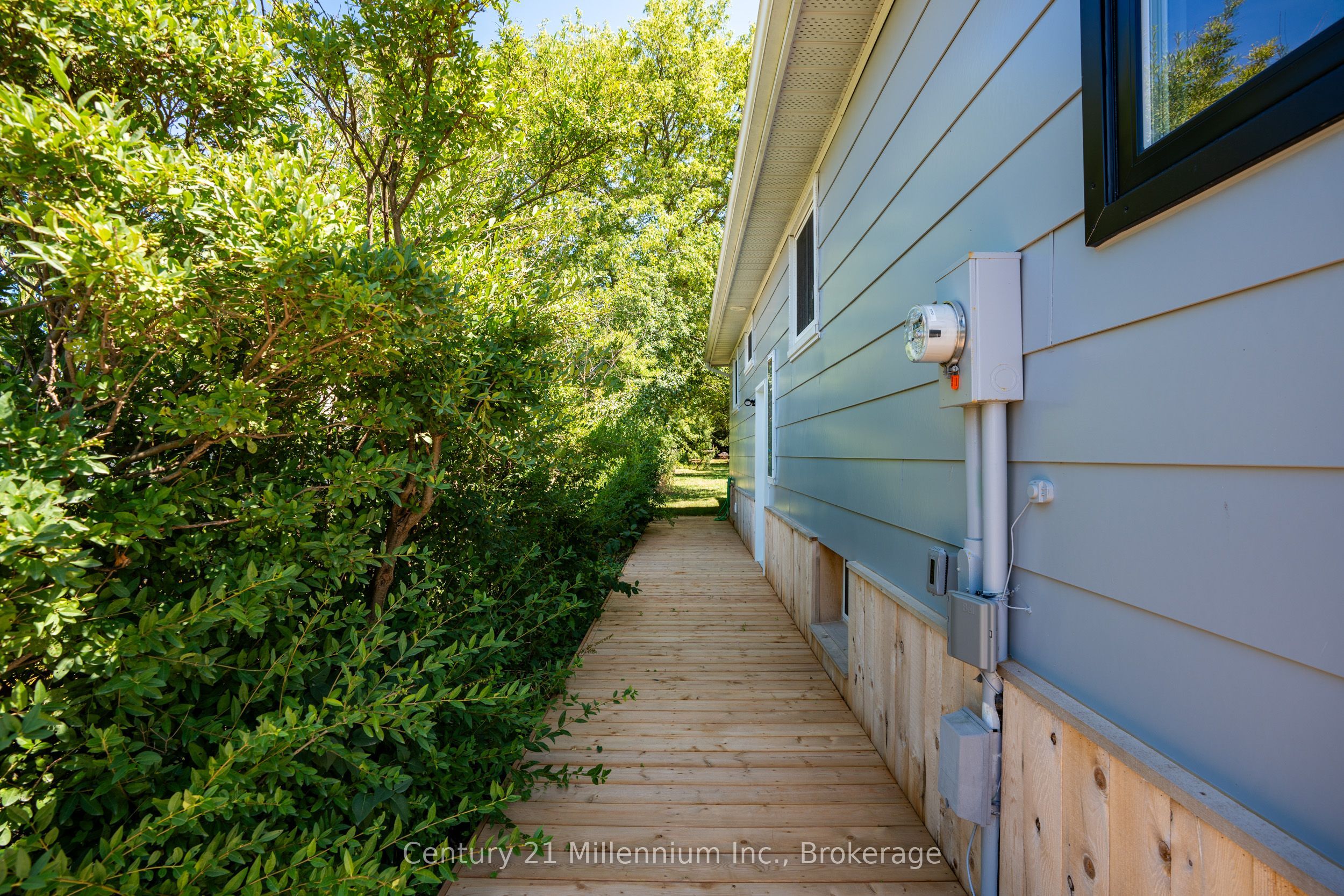 873 9th Avenue E, Owen Sound, ON N4K 3E8 photo 4