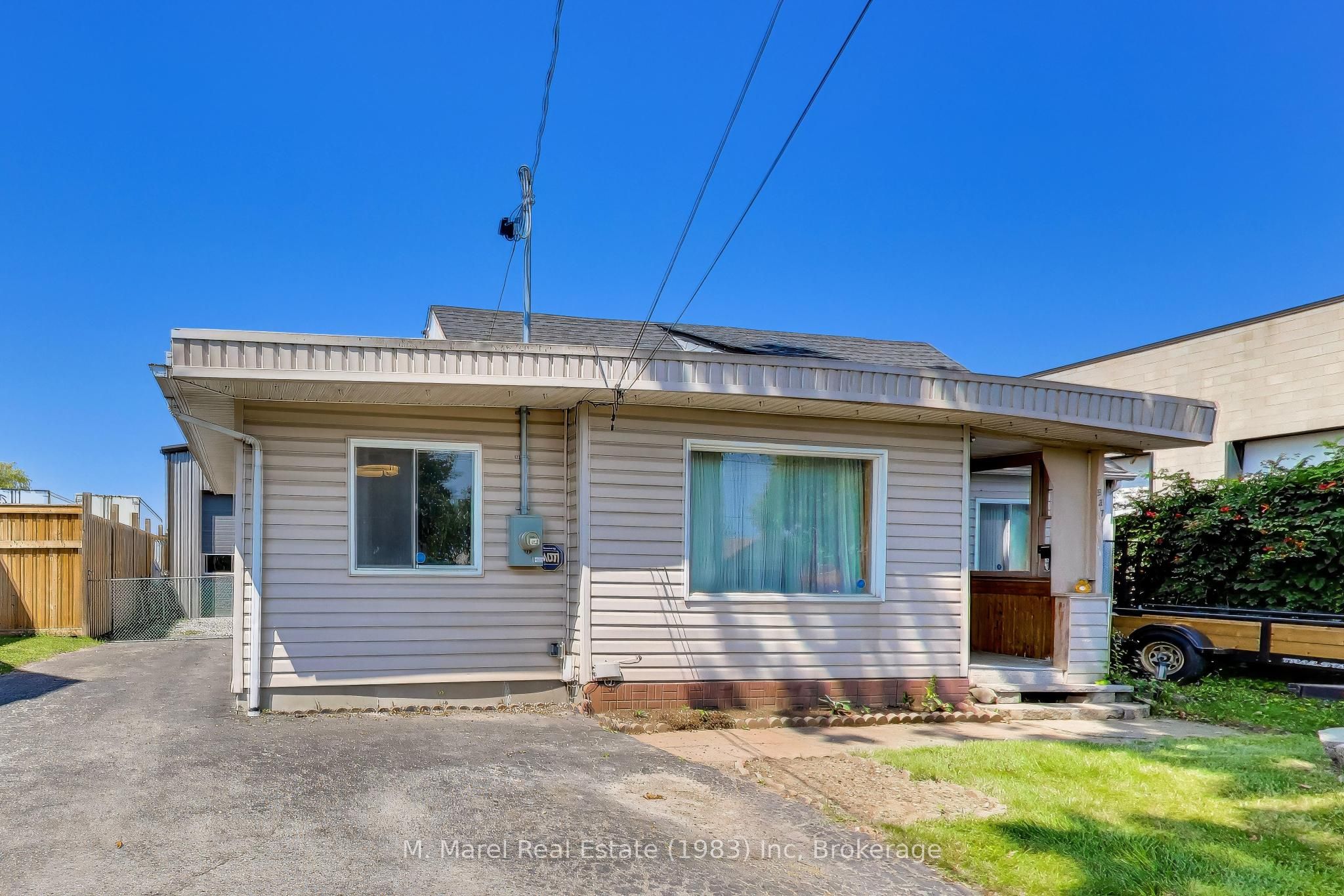 327 Dewitt Road, Hamilton, ON L8E 2T1 photo 3