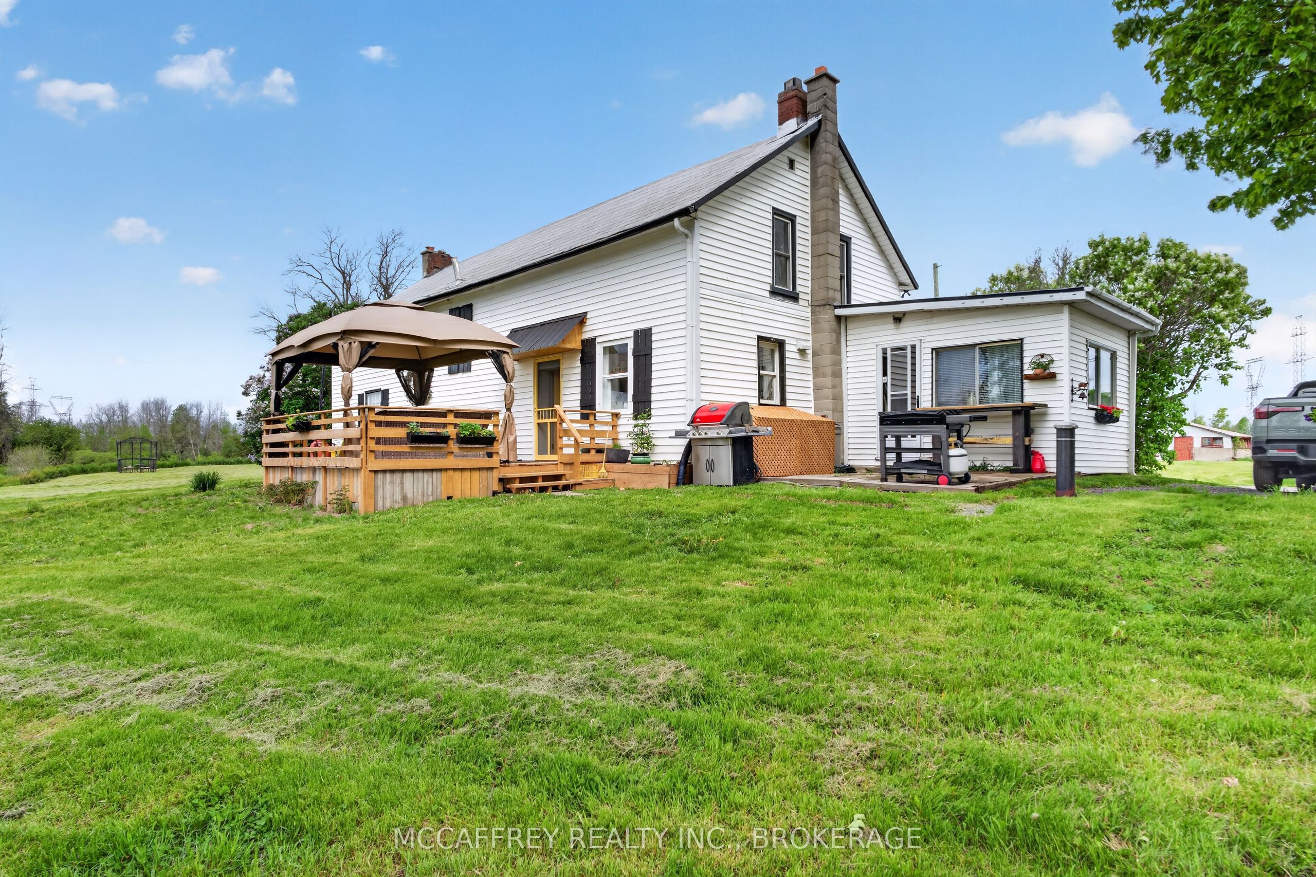 1549 DOYLE Road, Loyalist, ON K0H 1G0