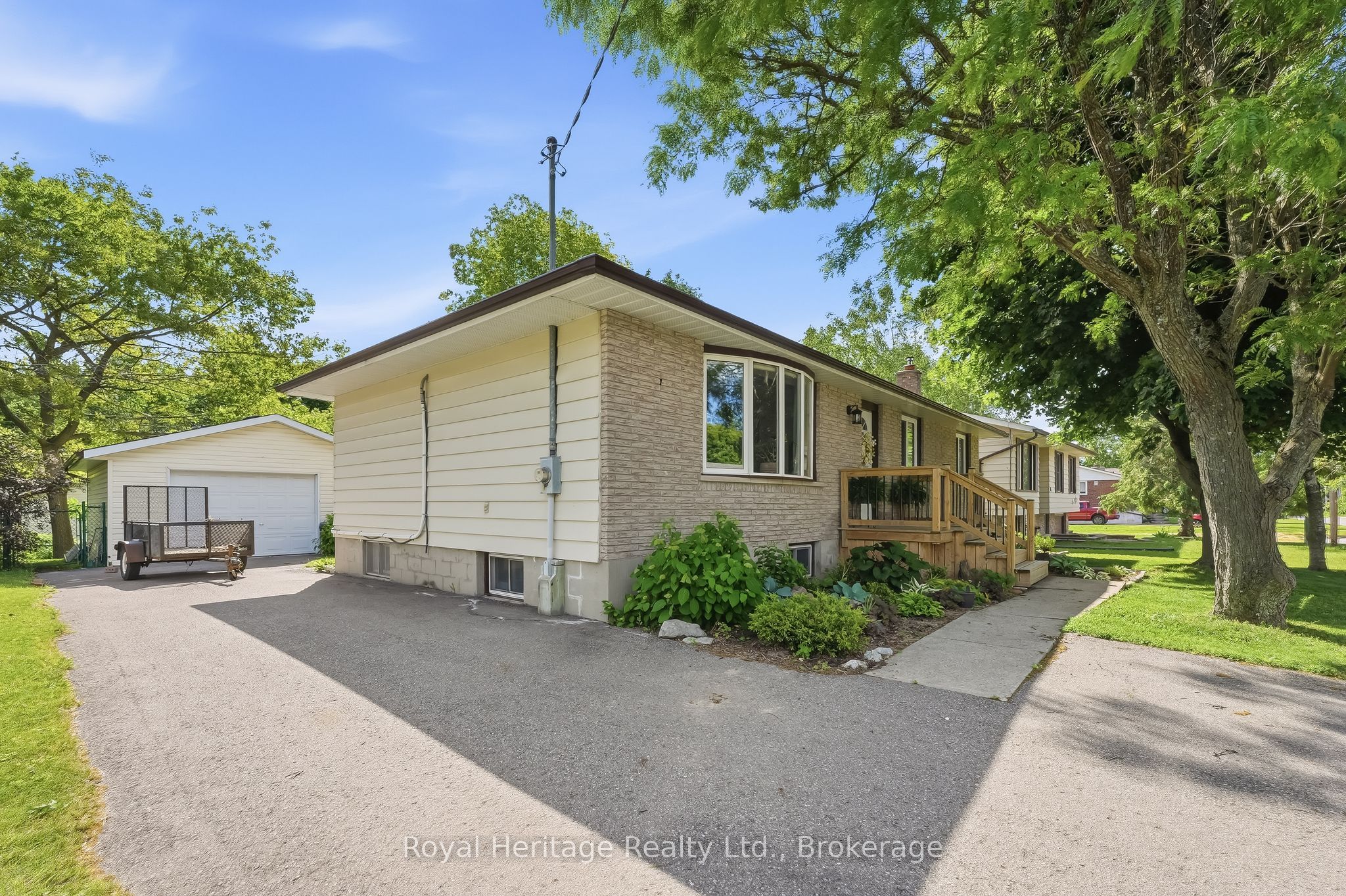93 Division Street S, Brighton, ON K0K 1H0 photo 3