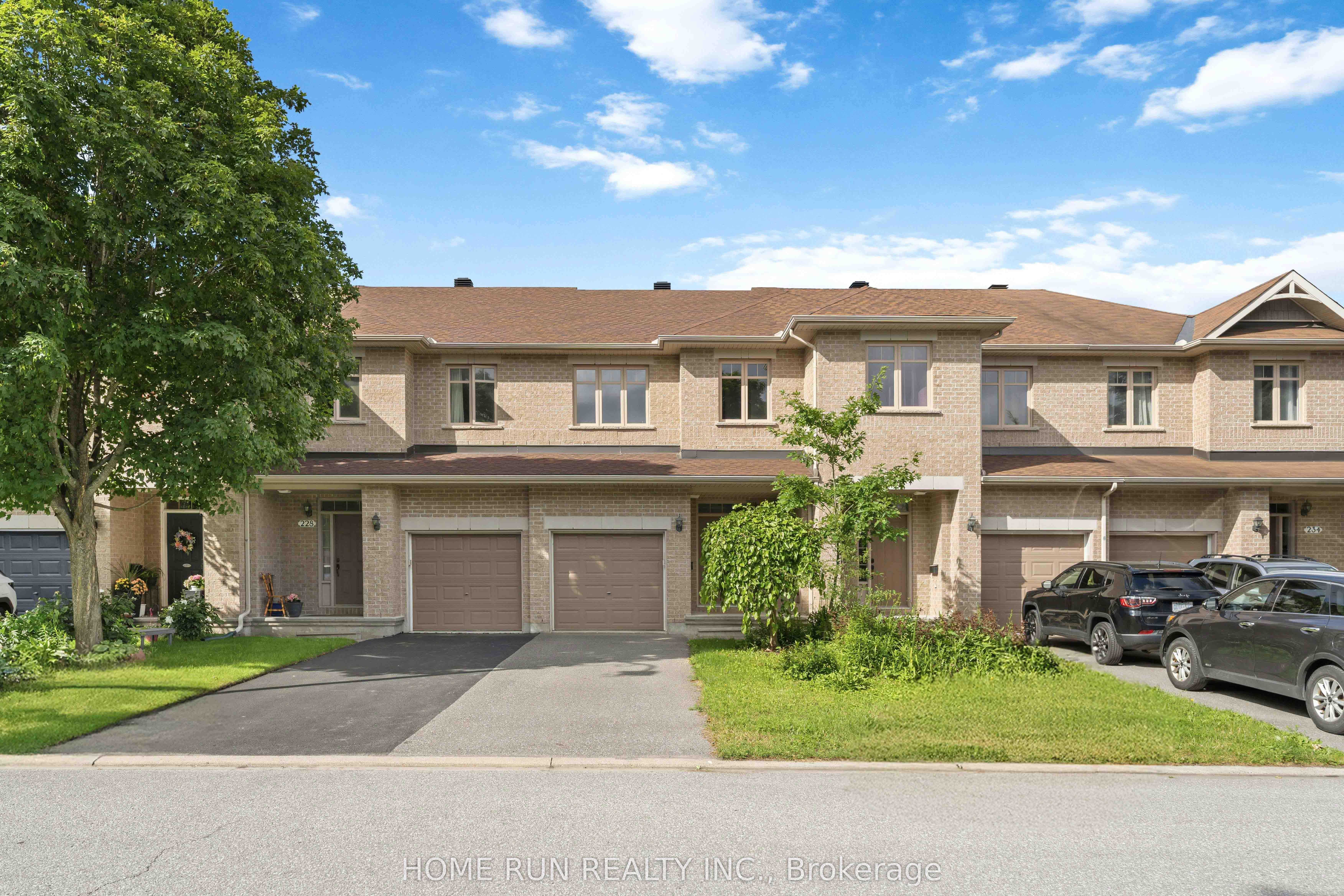 230 Badgeley Avenue, Kanata, ON K2T 0A4