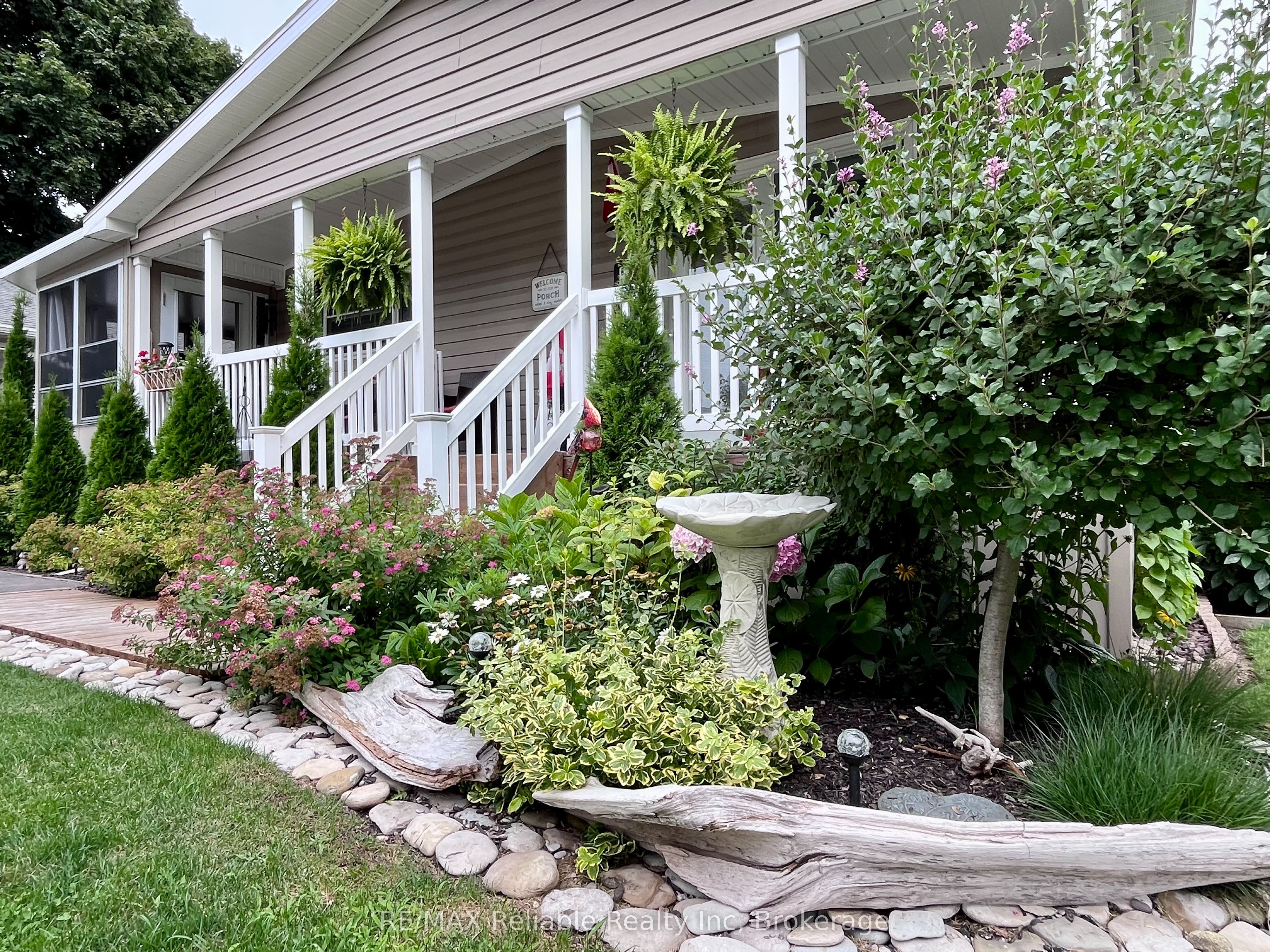 52 Cherokee Lane, Ashfield-Colborne-Wawanosh, ON N7A 3Y2 photo 2