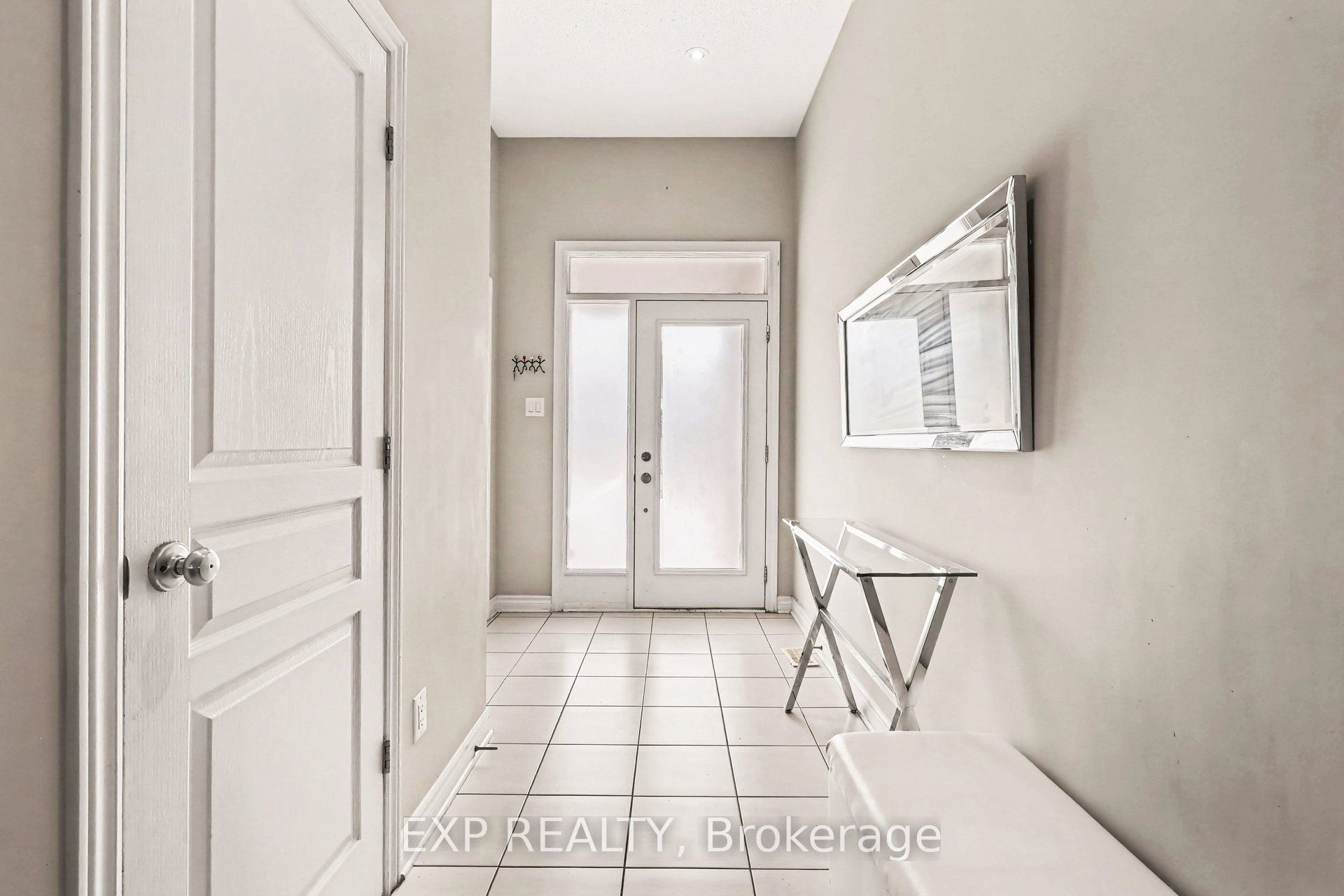 253 Shinleaf Crescent, Orleans - Convent Glen and Area, ON K1W 0J2 photo 3