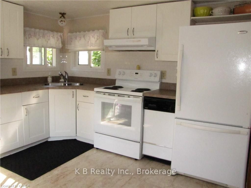 36 WORTHINGTON Way, Kingston, ON K7K 5C3 photo 2