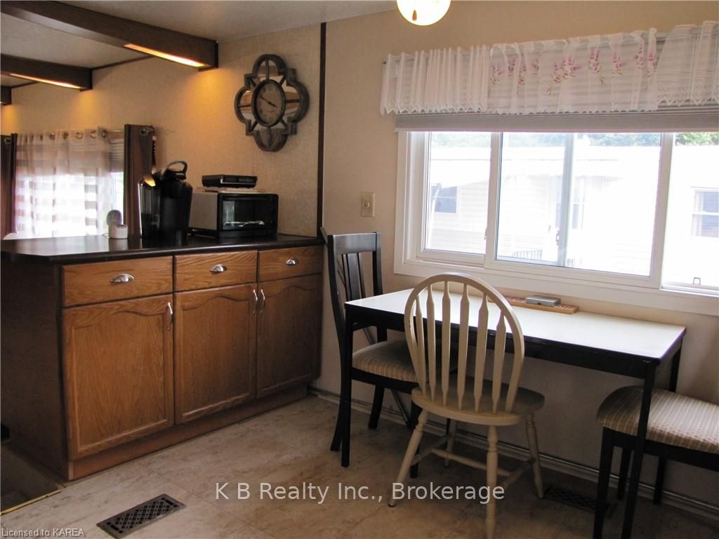 36 WORTHINGTON Way, Kingston, ON K7K 5C3 photo 5
