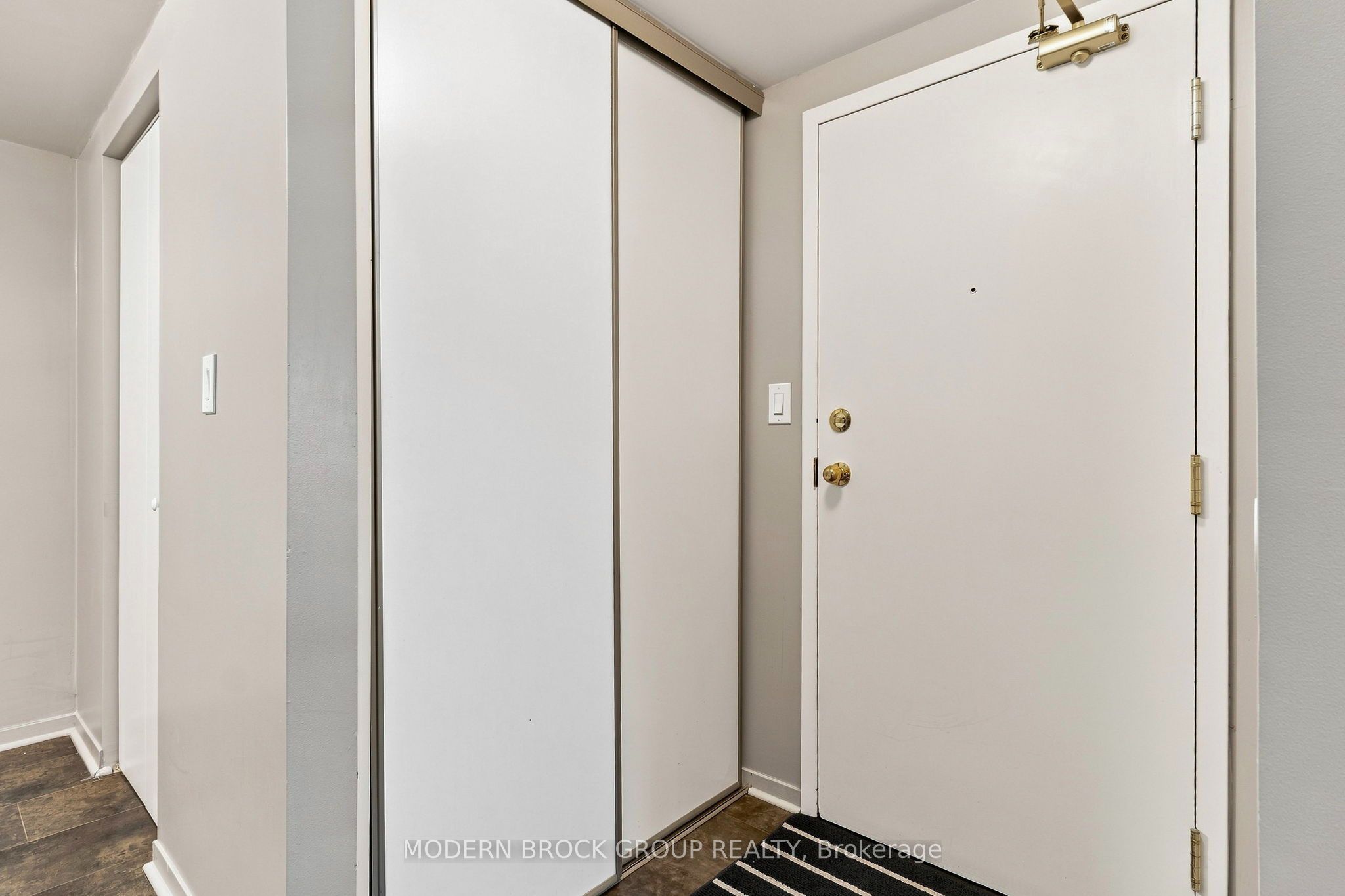 274 Ormond Street 201, Brockville, ON K6V 6Z7 photo 4