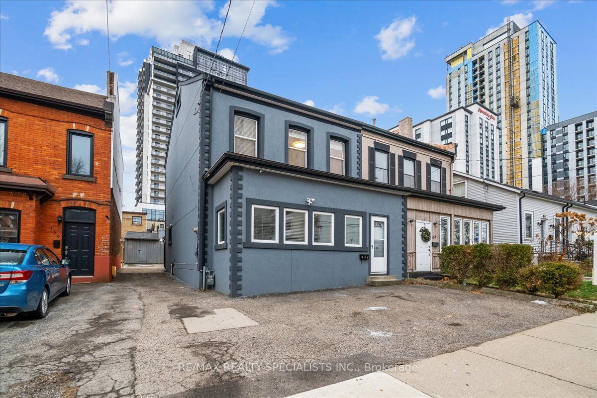 183 Market Street, Hamilton, ON L8R 1P1