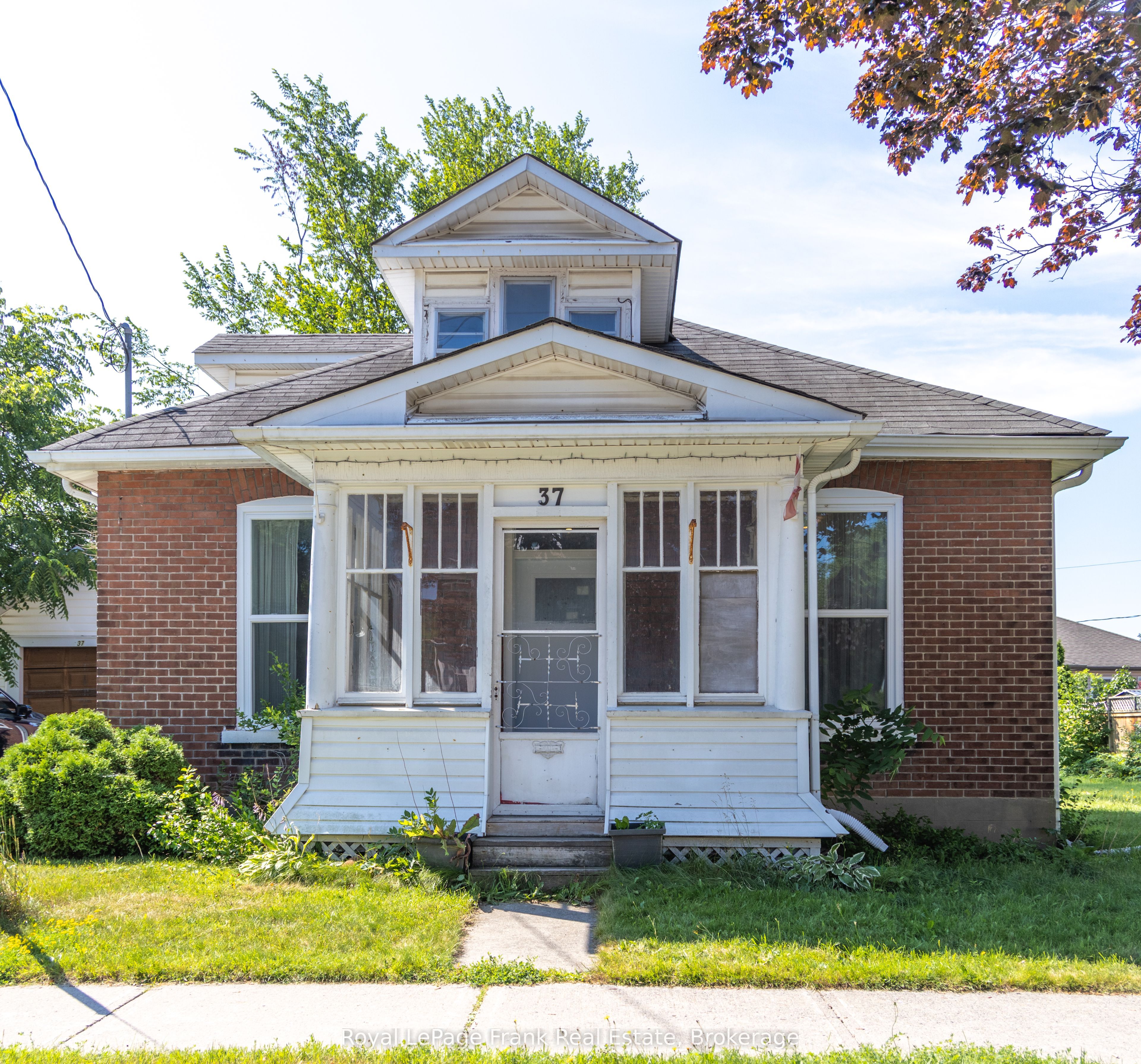 37 Durham Street W, Kawartha Lakes, ON K9V 2P3 photo 2