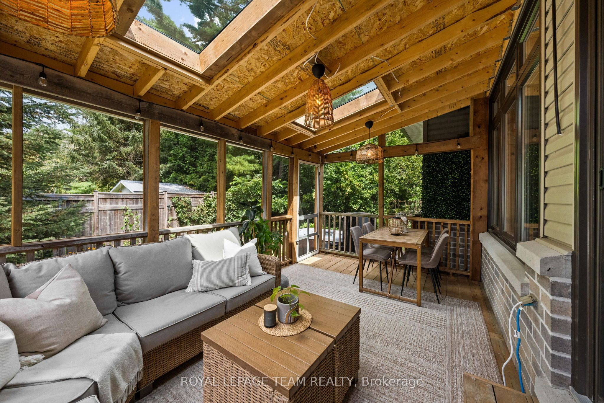 77 Juanita Avenue, Carp - Huntley Ward, ON K0A 1L0 photo 5