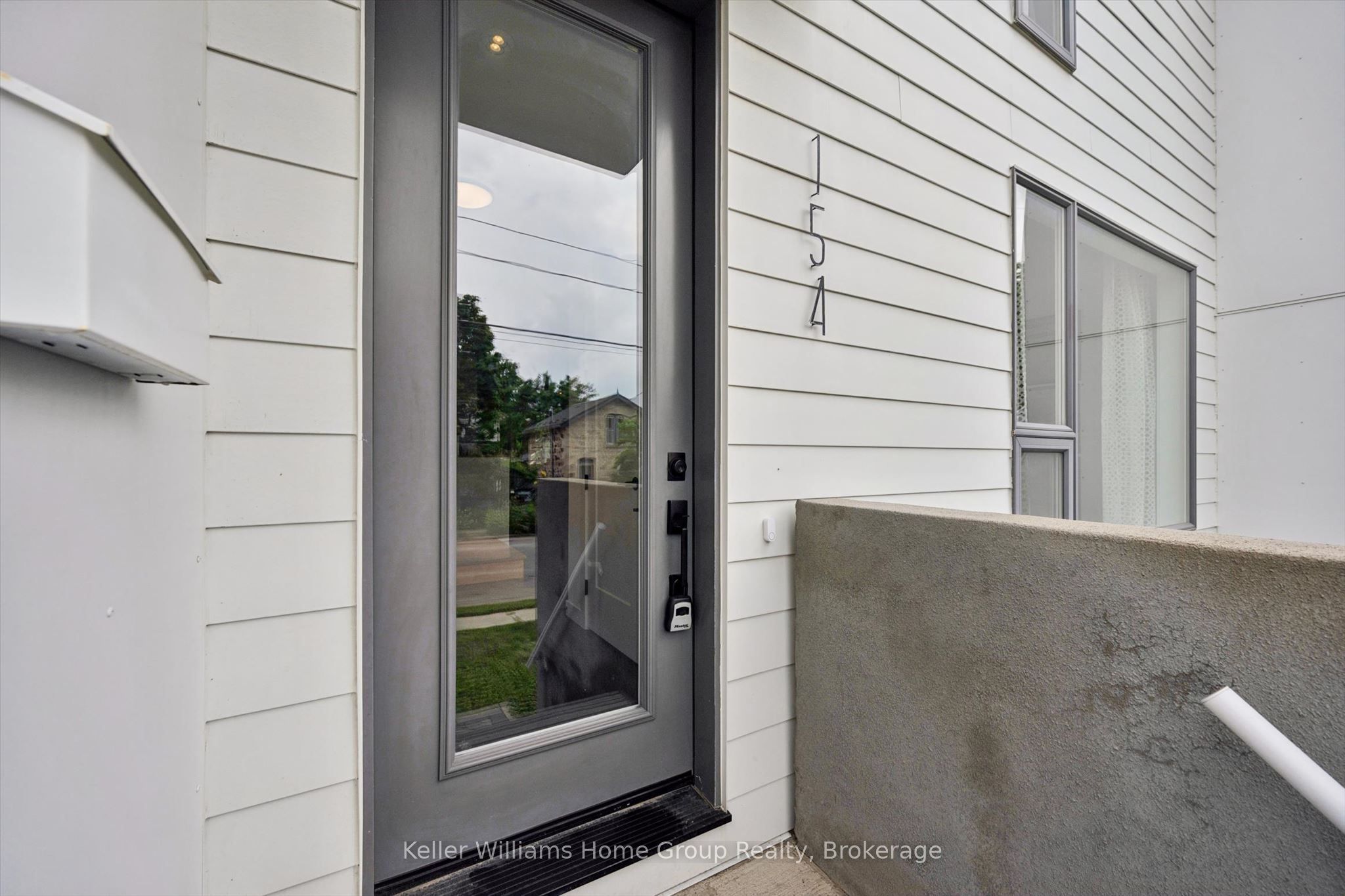 154 Ontario Street, Guelph, ON N1E 3B4 photo 4