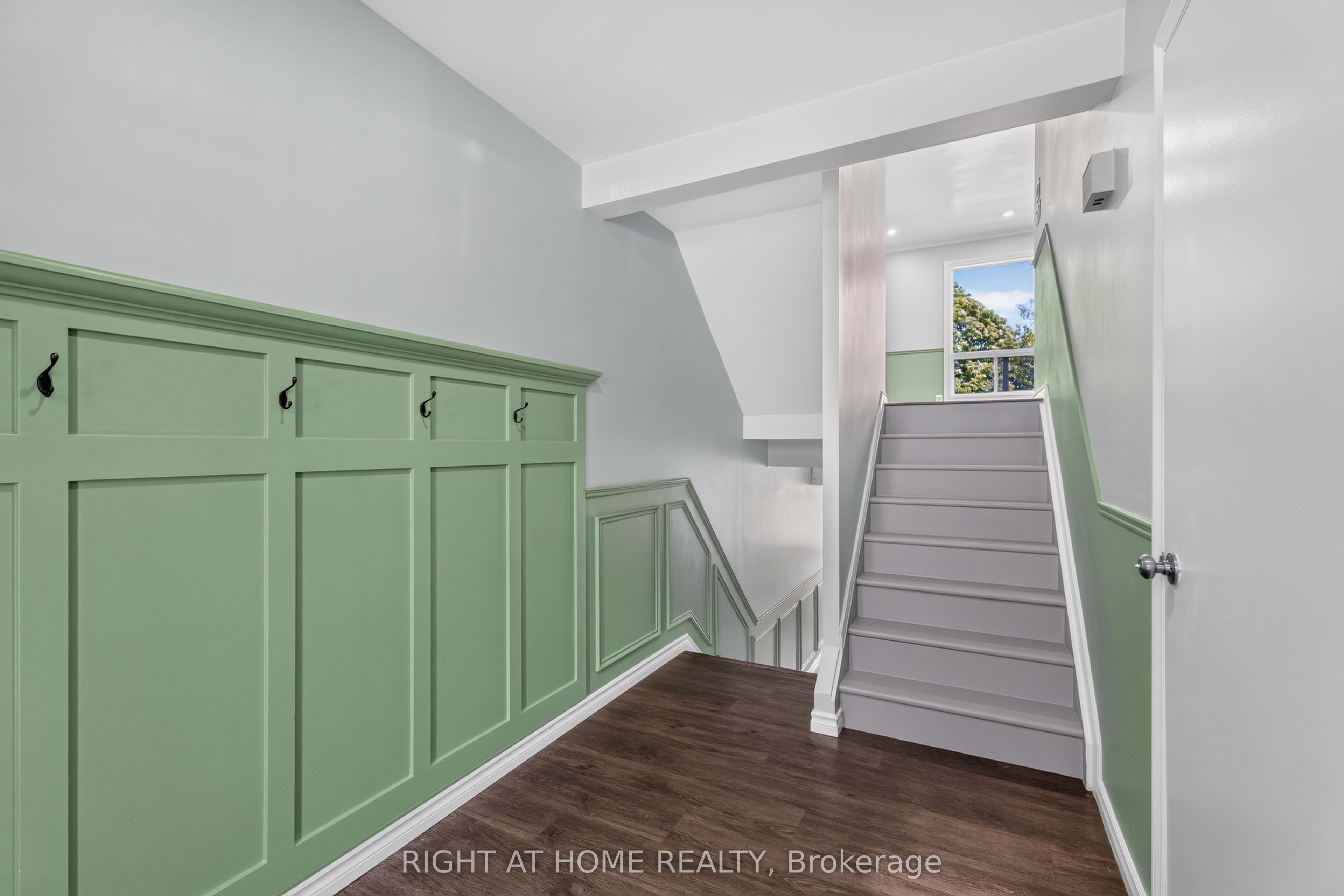 66 Summercrest Drive 3, Hamilton, ON L8K 6M6 photo 3