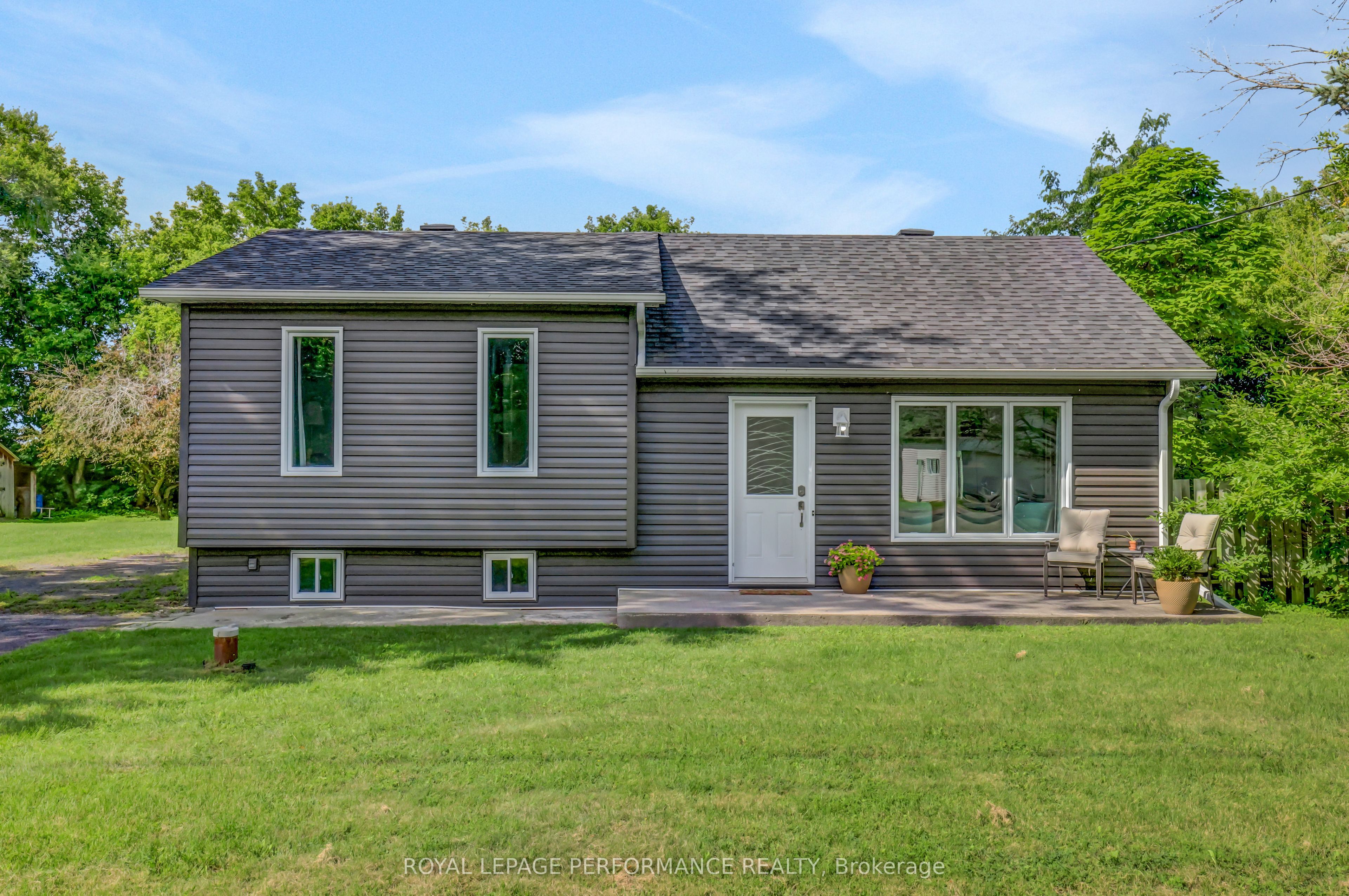 11 Alyssa Crescent, North Dundas, ON K0A 2R0